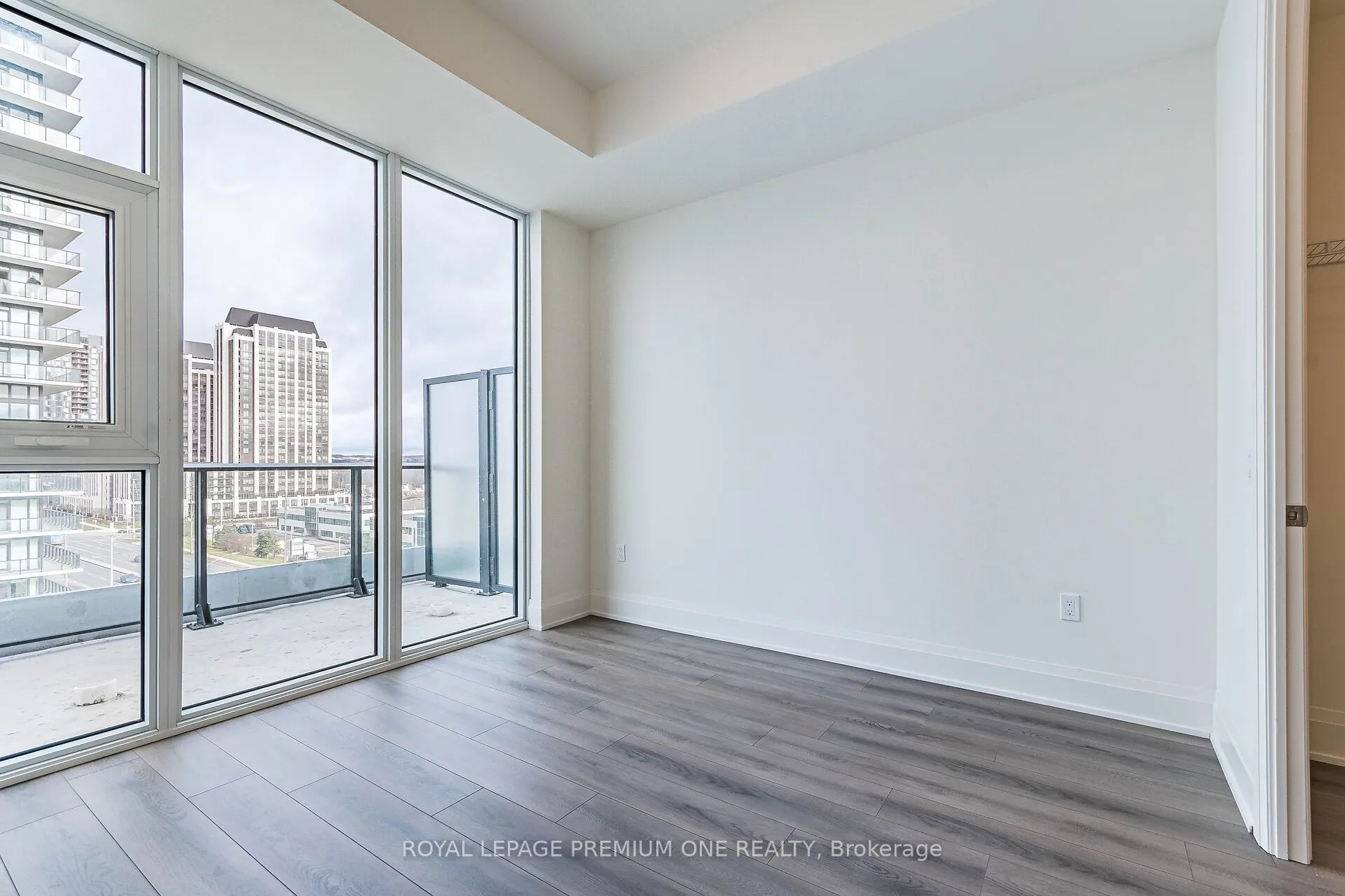 8960 Jane Street #604