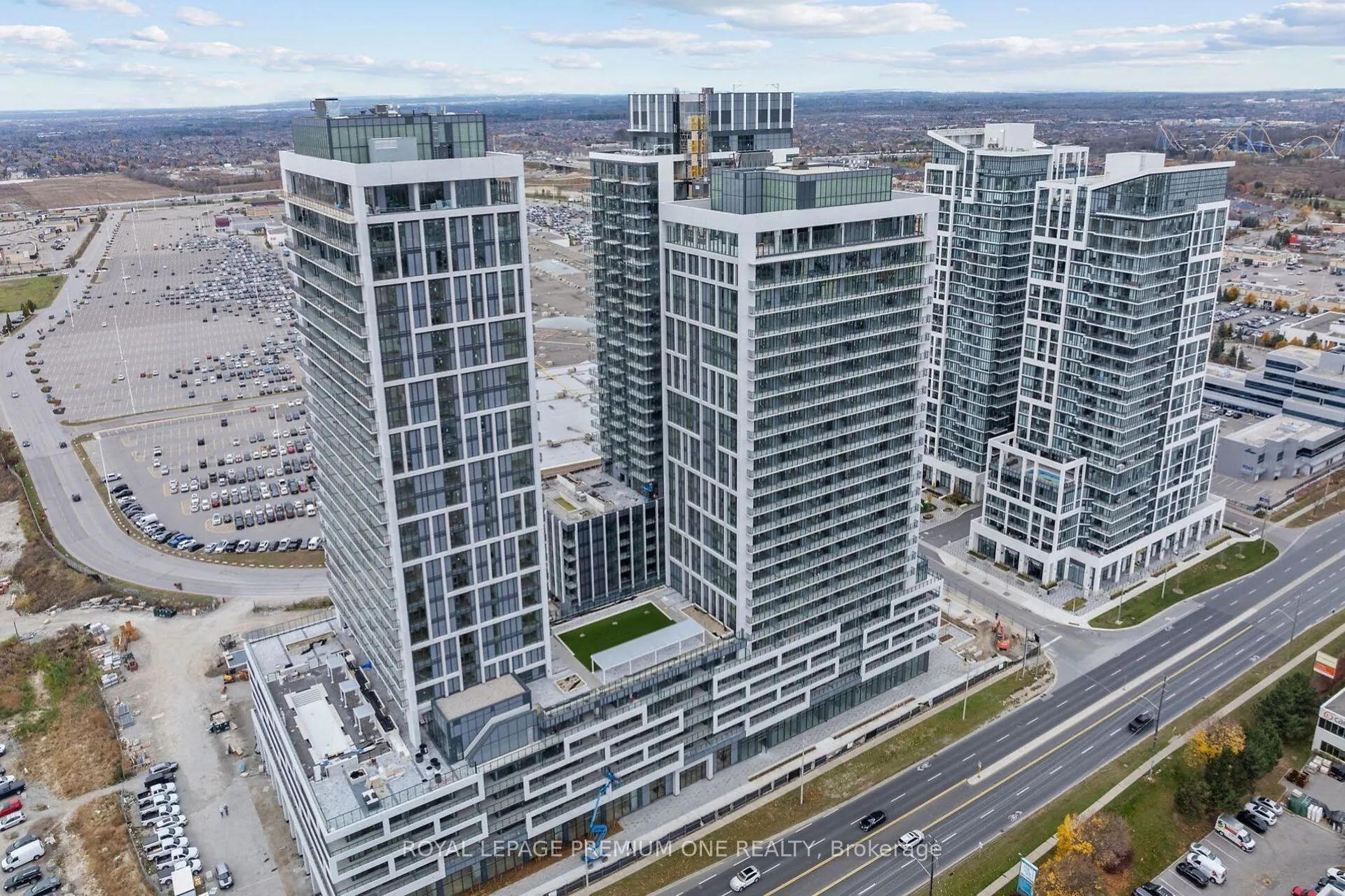 8960 Jane Street #604
