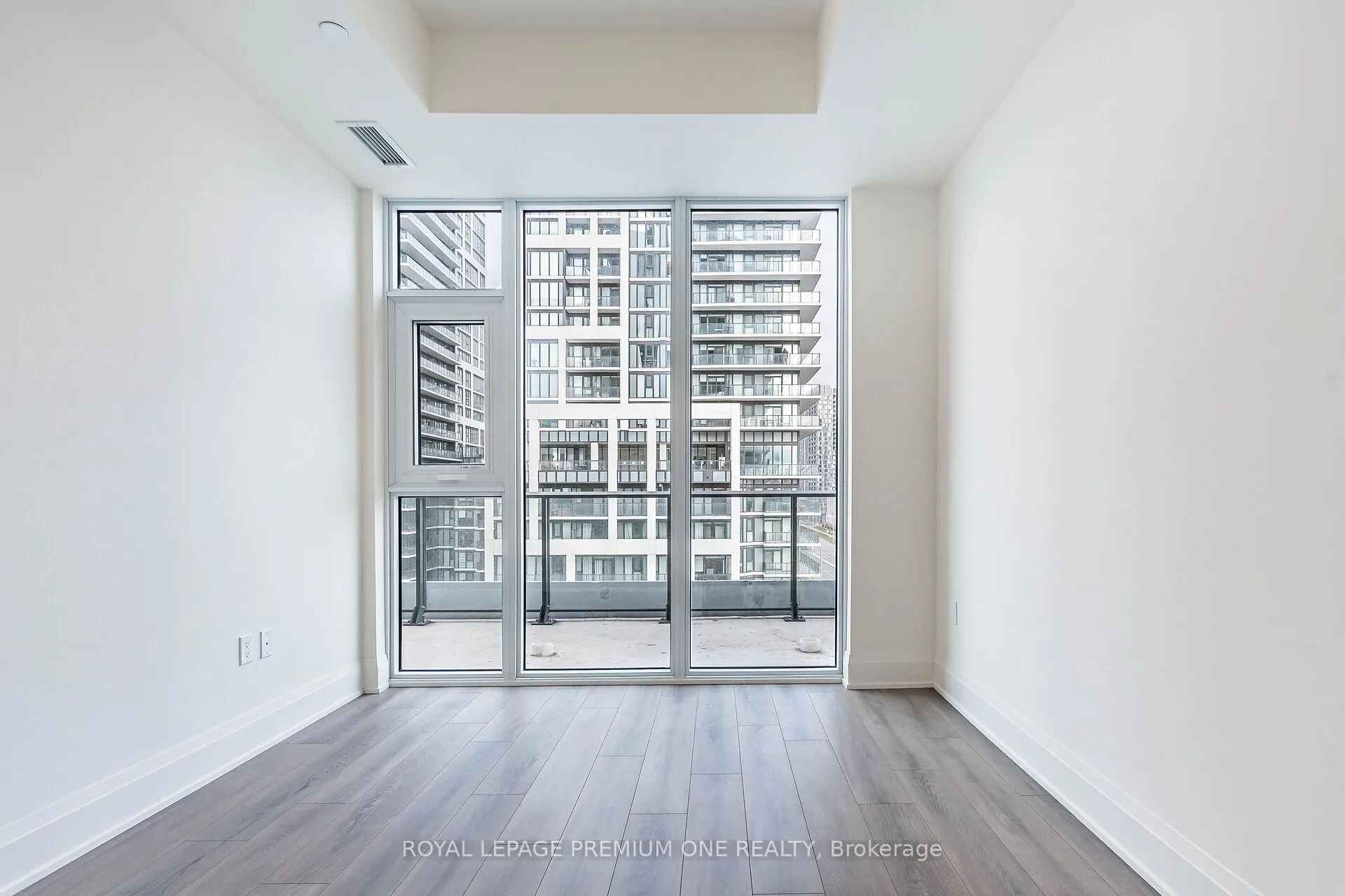 8960 Jane Street #604
