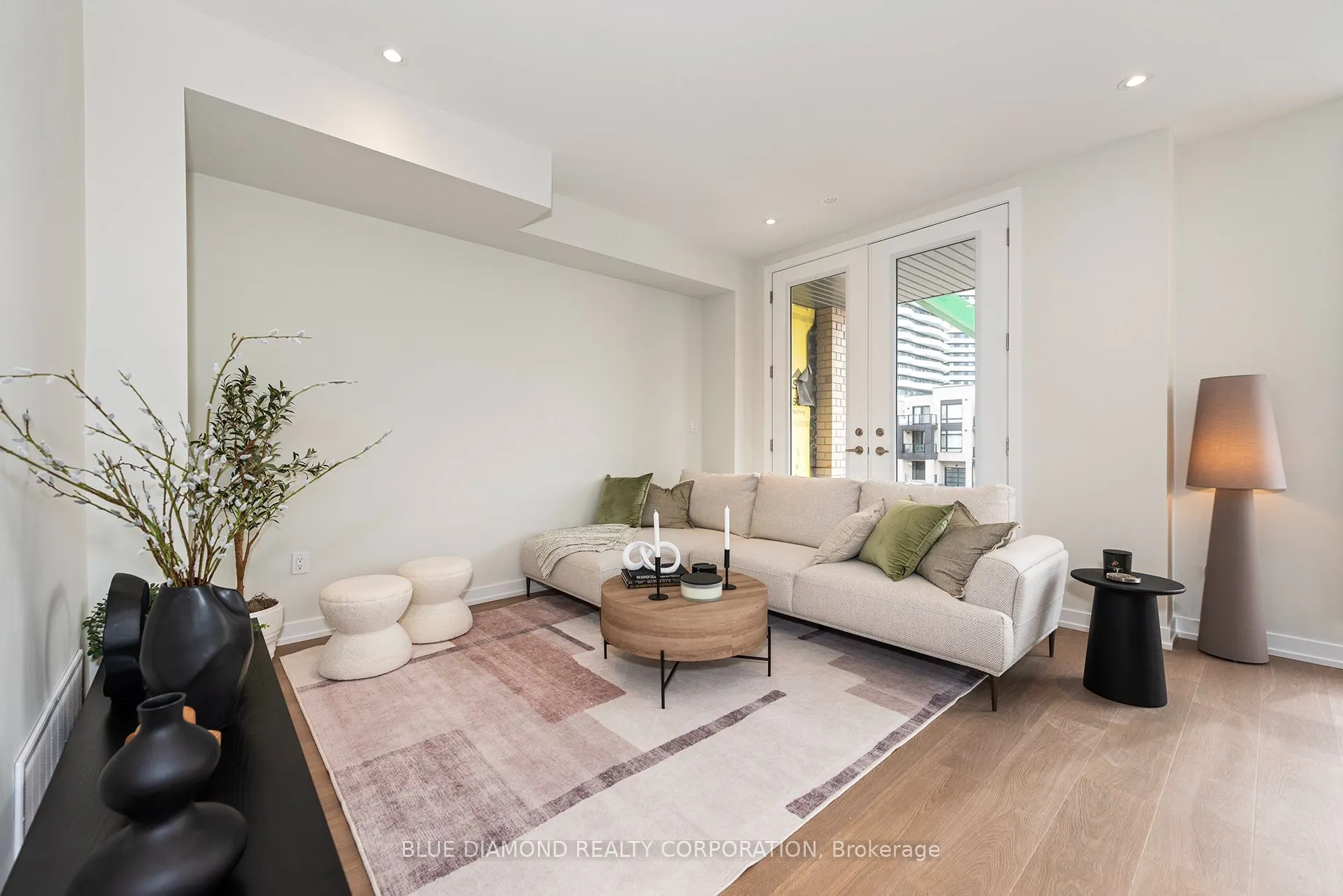 4 Kintall Way