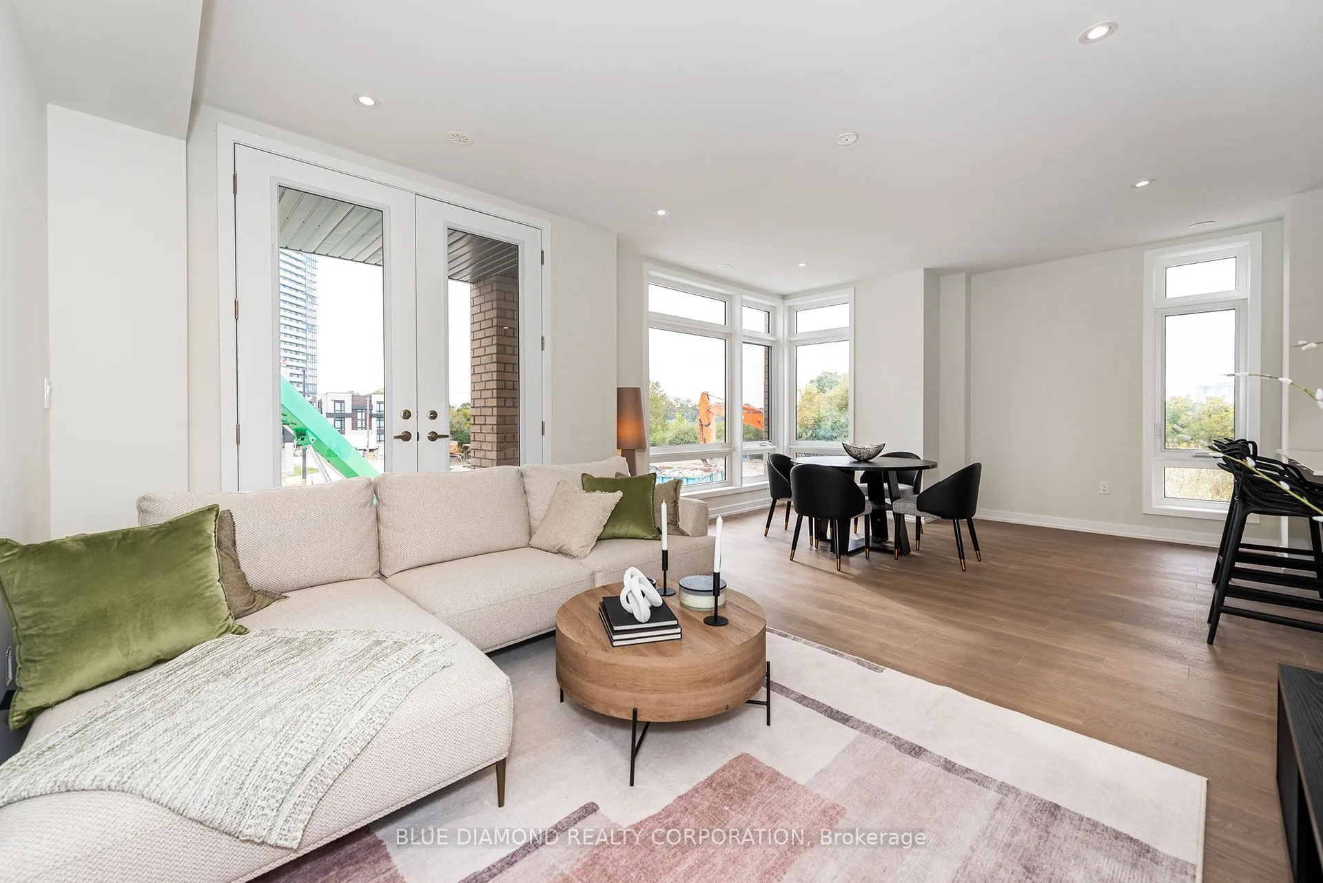 4 Kintall Way