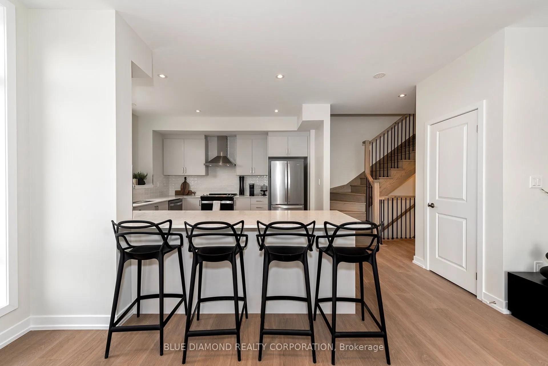 4 Kintall Way