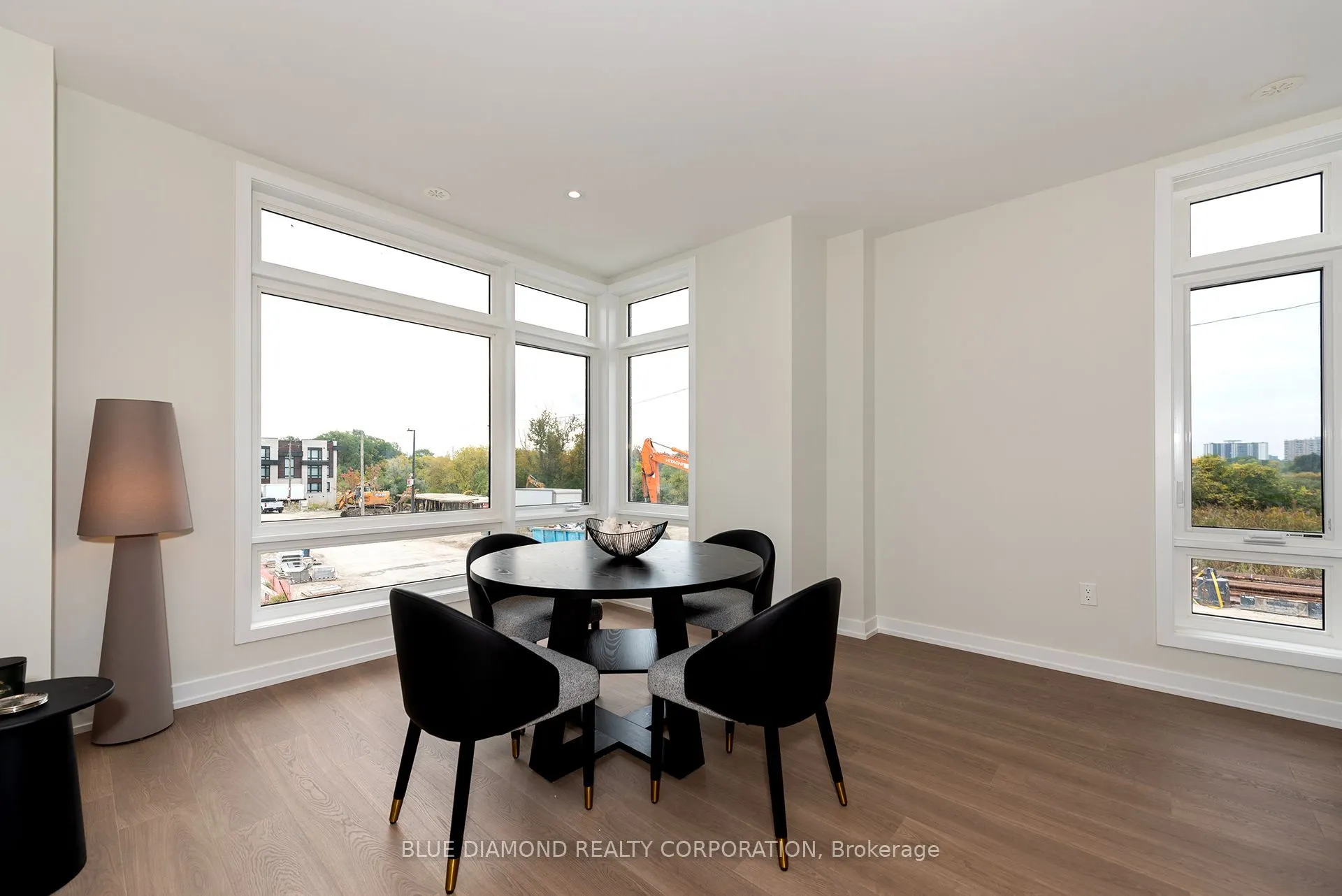 4 Kintall Way
