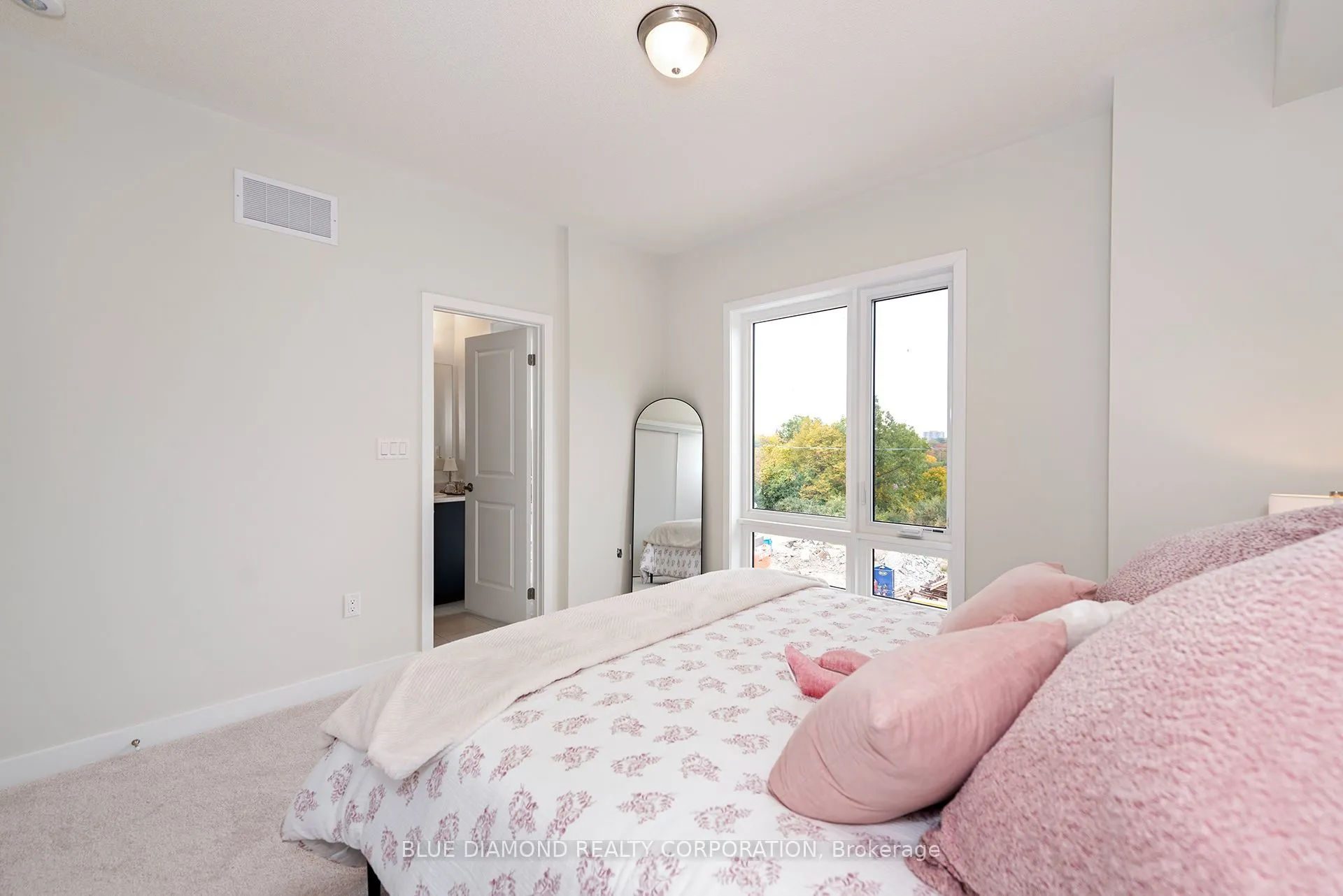 4 Kintall Way