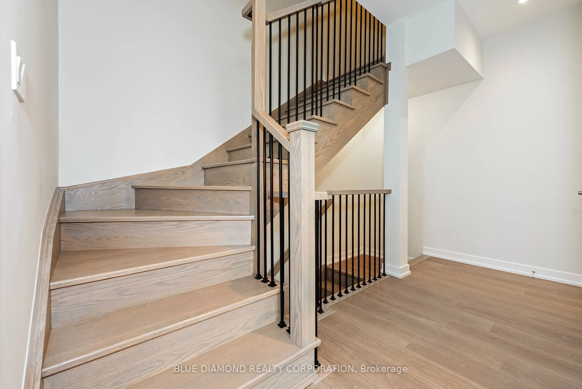 4 Kintall Way
