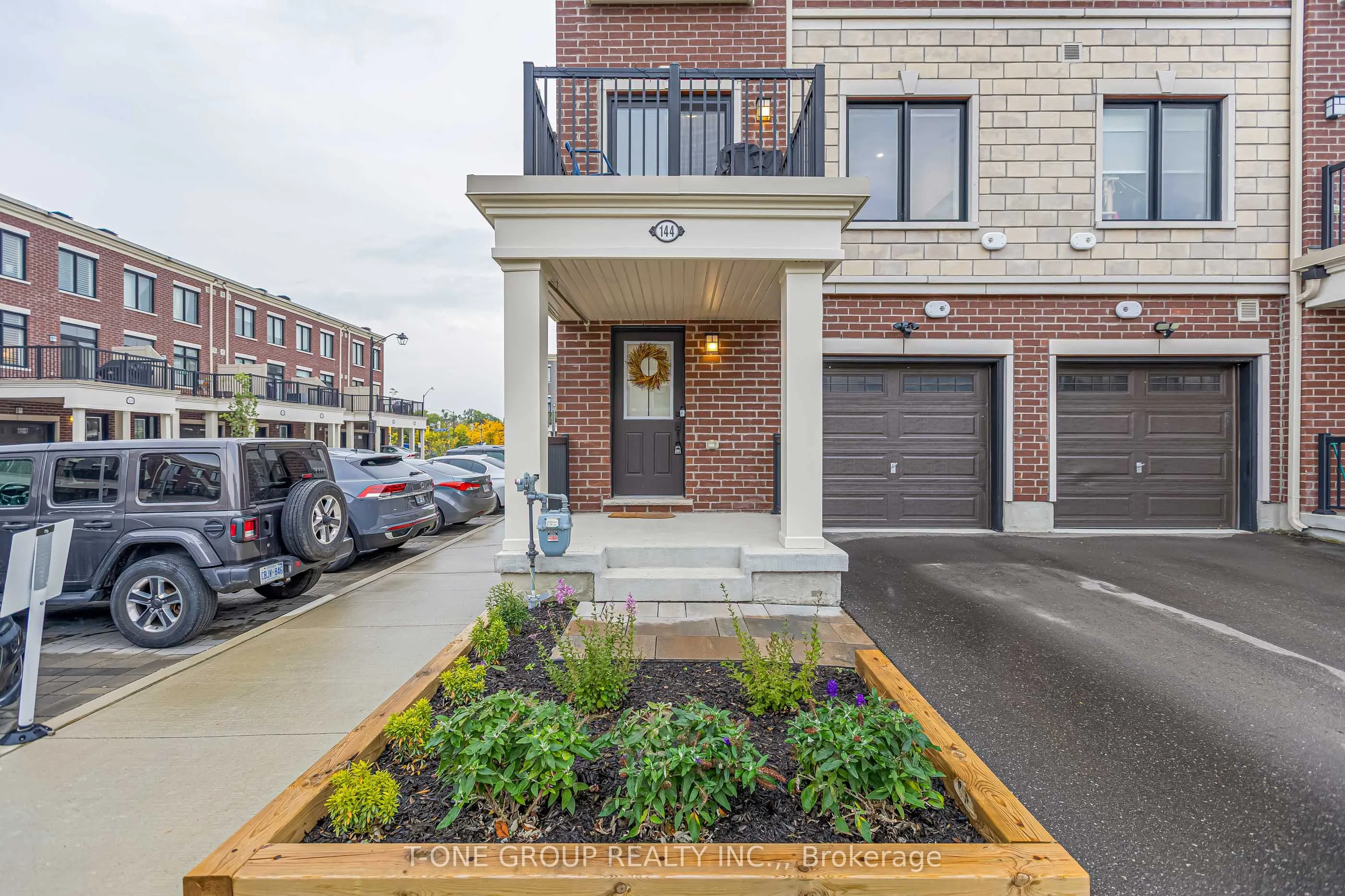 144 Covington Crescent