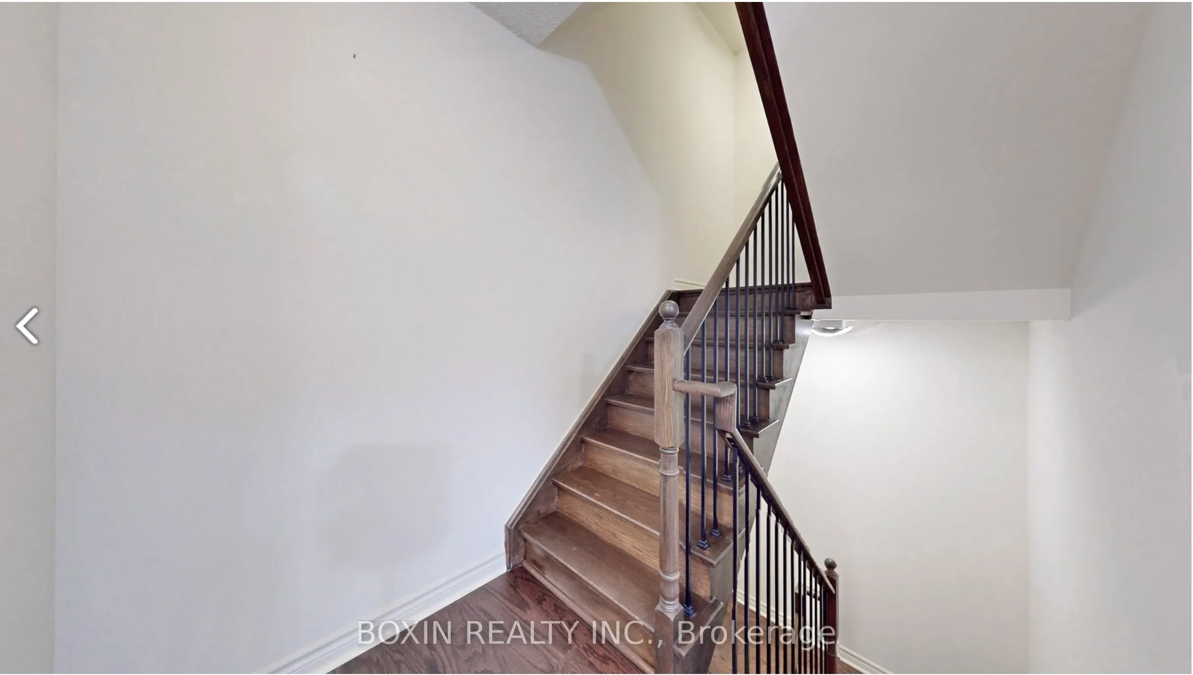 7 Brighton Place #14