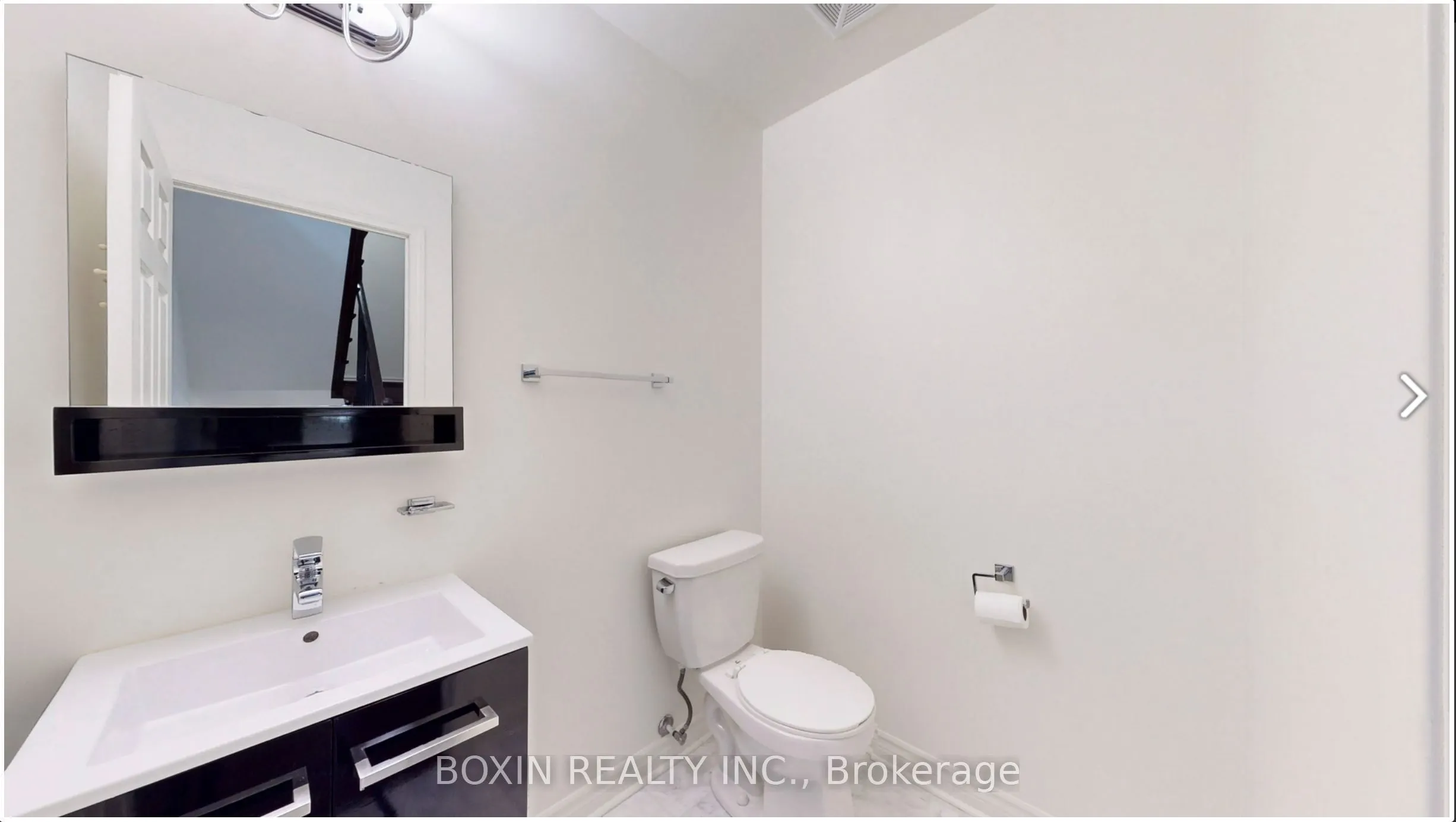 7 Brighton Place #14
