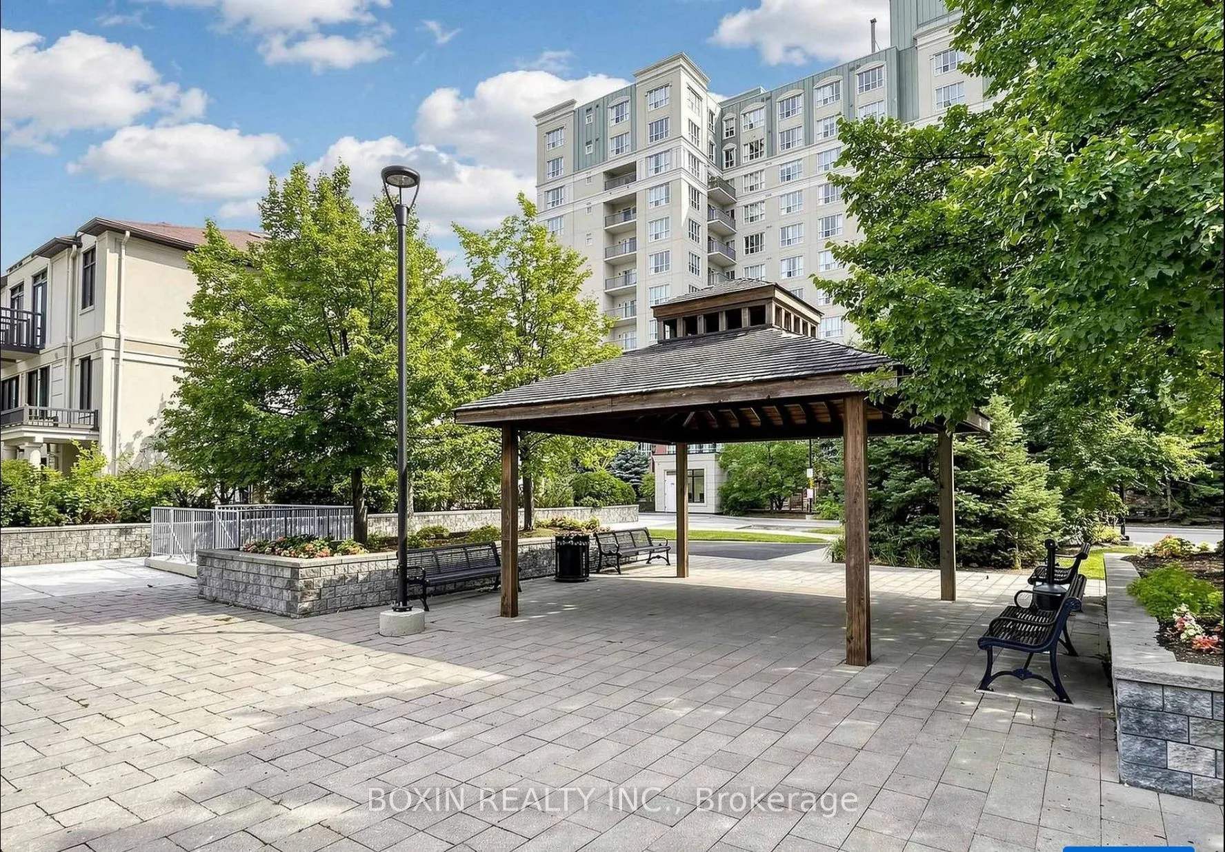 7 Brighton Place #14