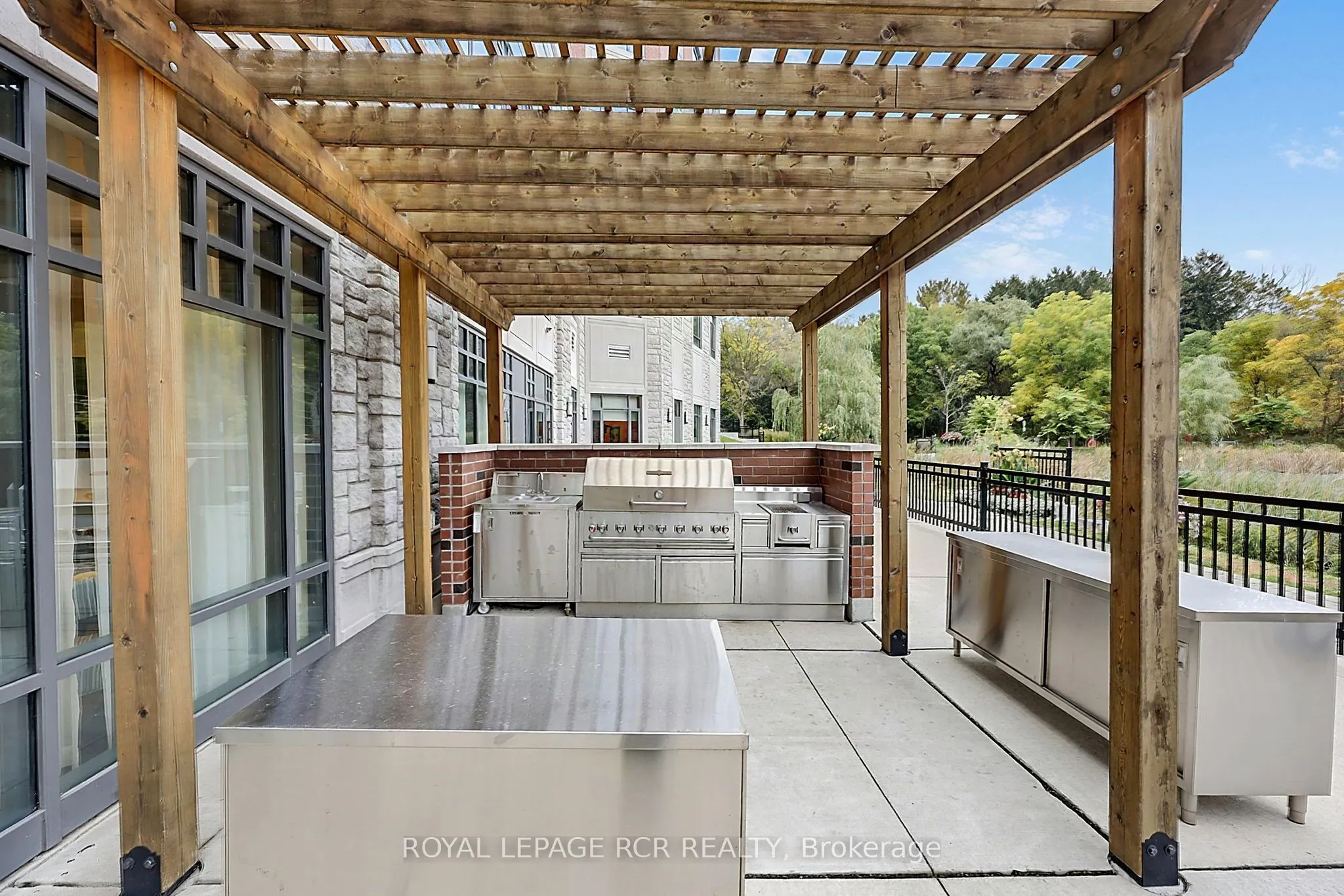 460 William Graham Drive #318