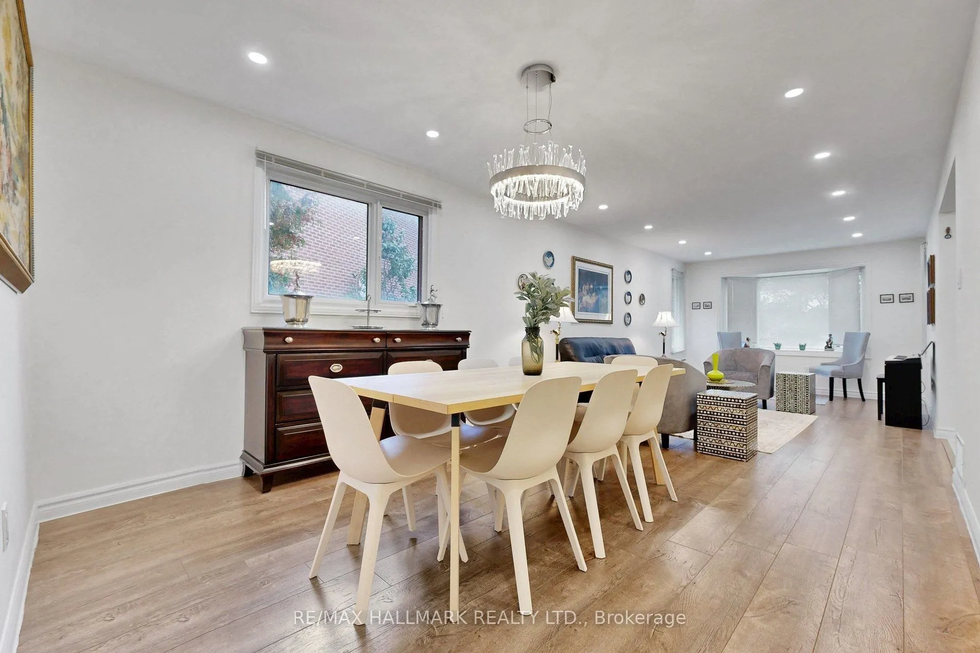 22 Pining Road