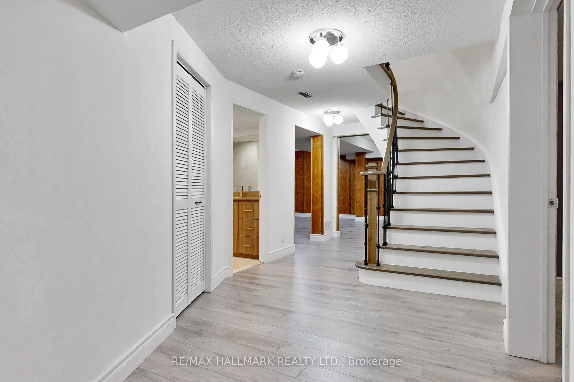 22 Pining Road