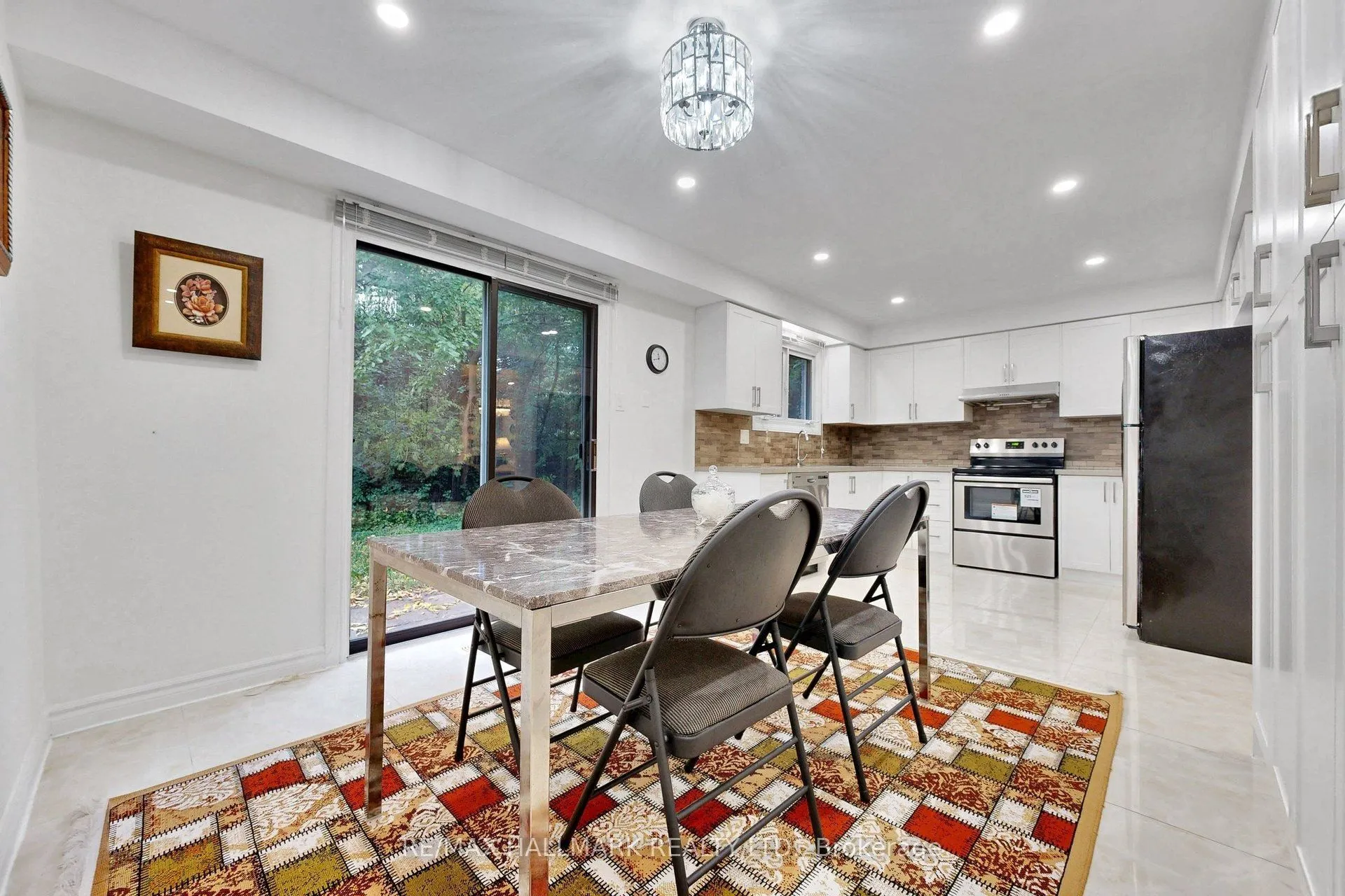 22 Pining Road