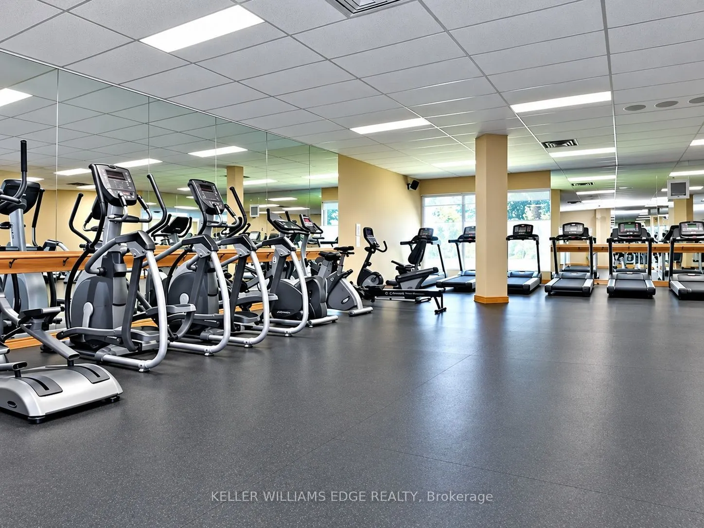 40 Harding Boulevard W #603