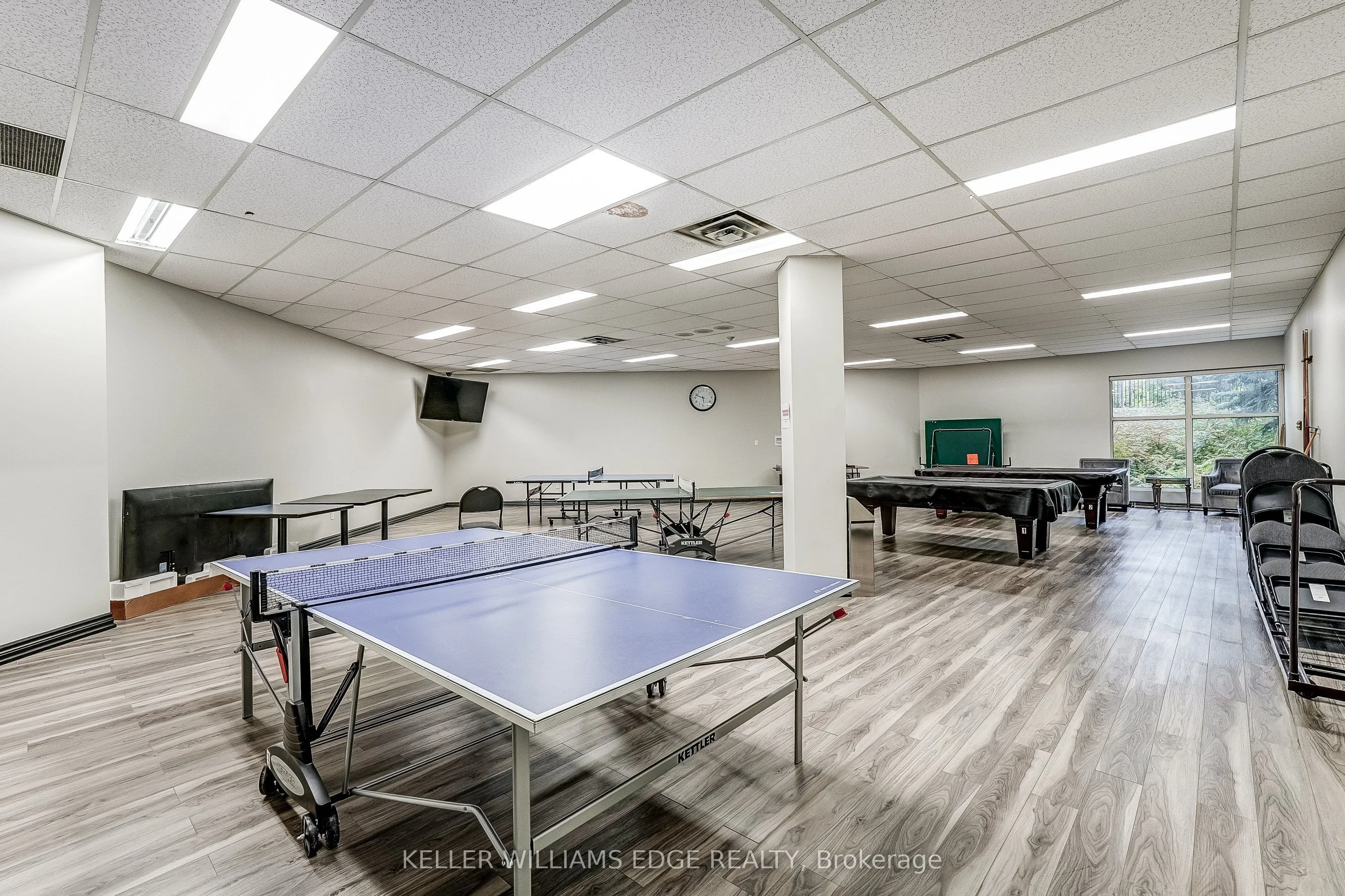 40 Harding Boulevard W #603
