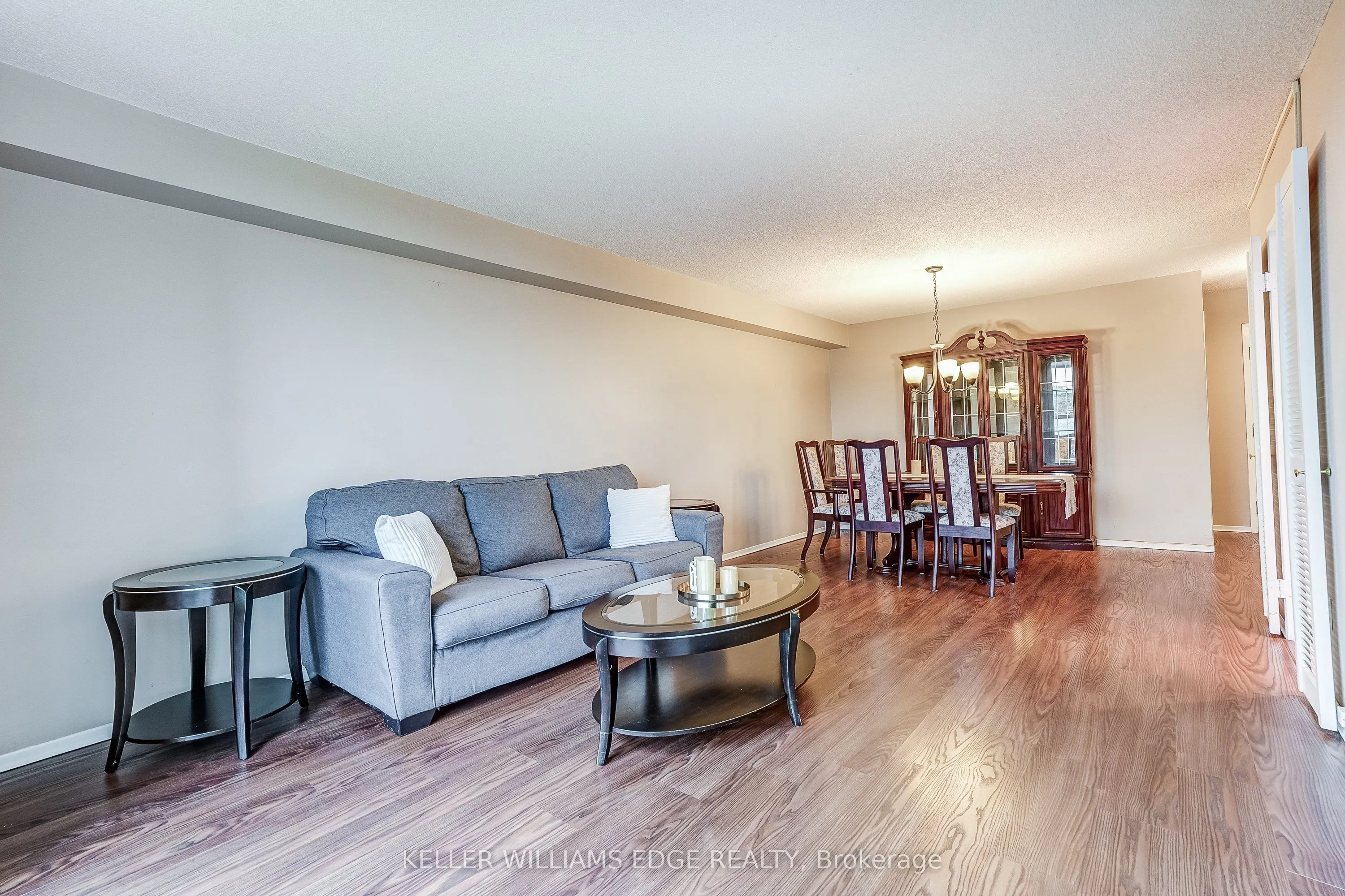 40 Harding Boulevard W #603