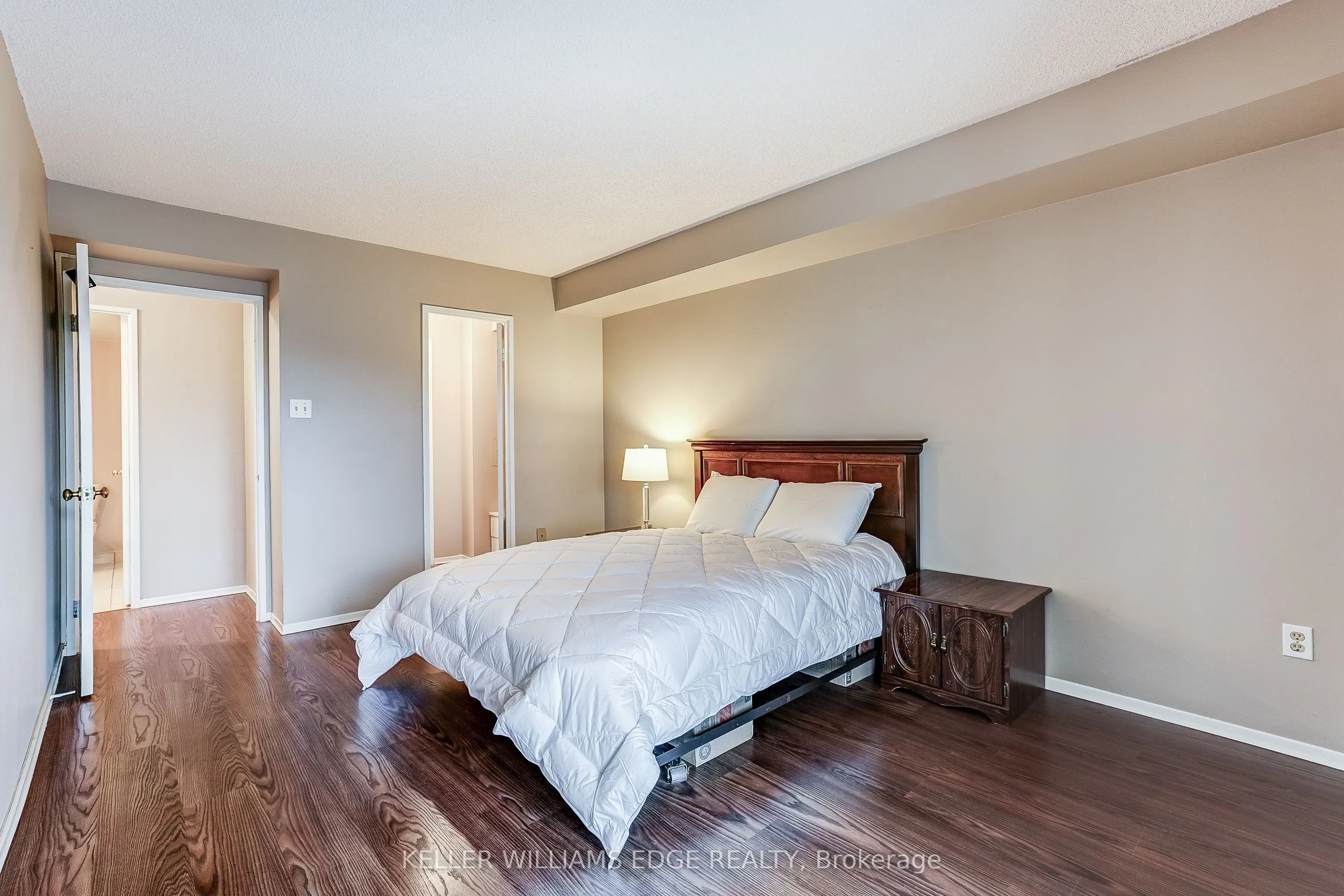 40 Harding Boulevard W #603