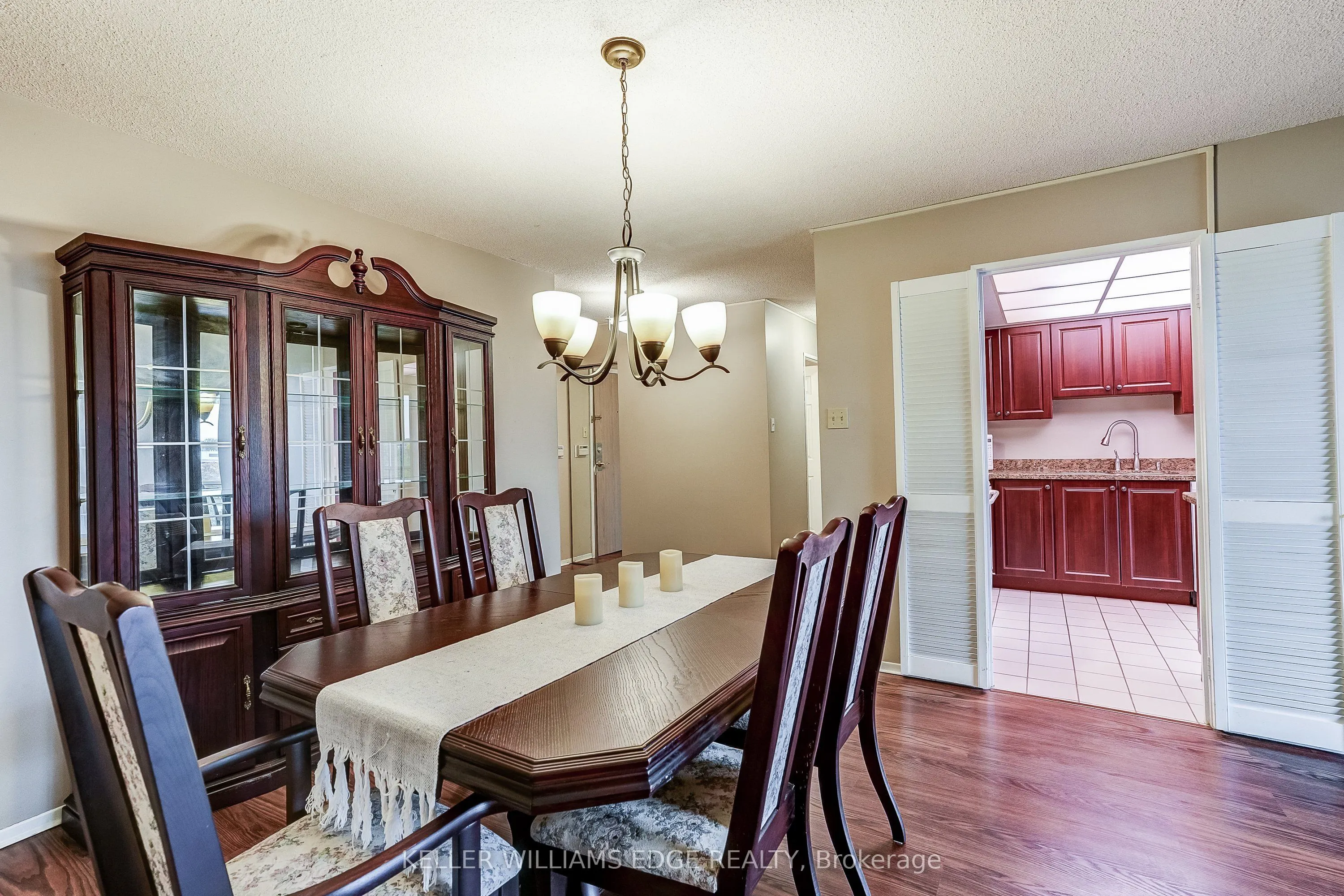 40 Harding Boulevard W #603