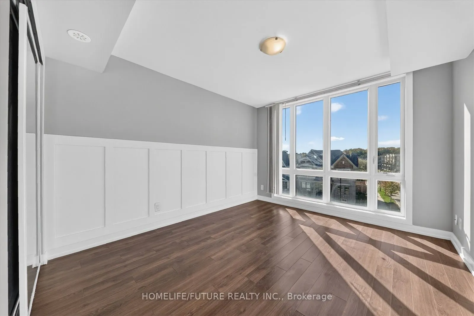 2 Blanche Lane #908