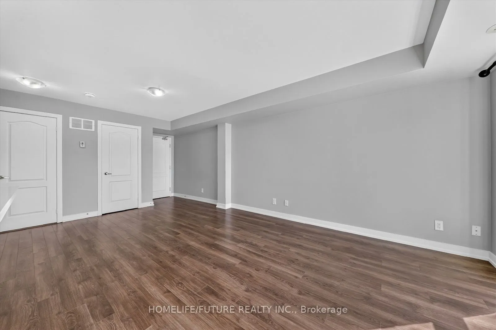 2 Blanche Lane #908