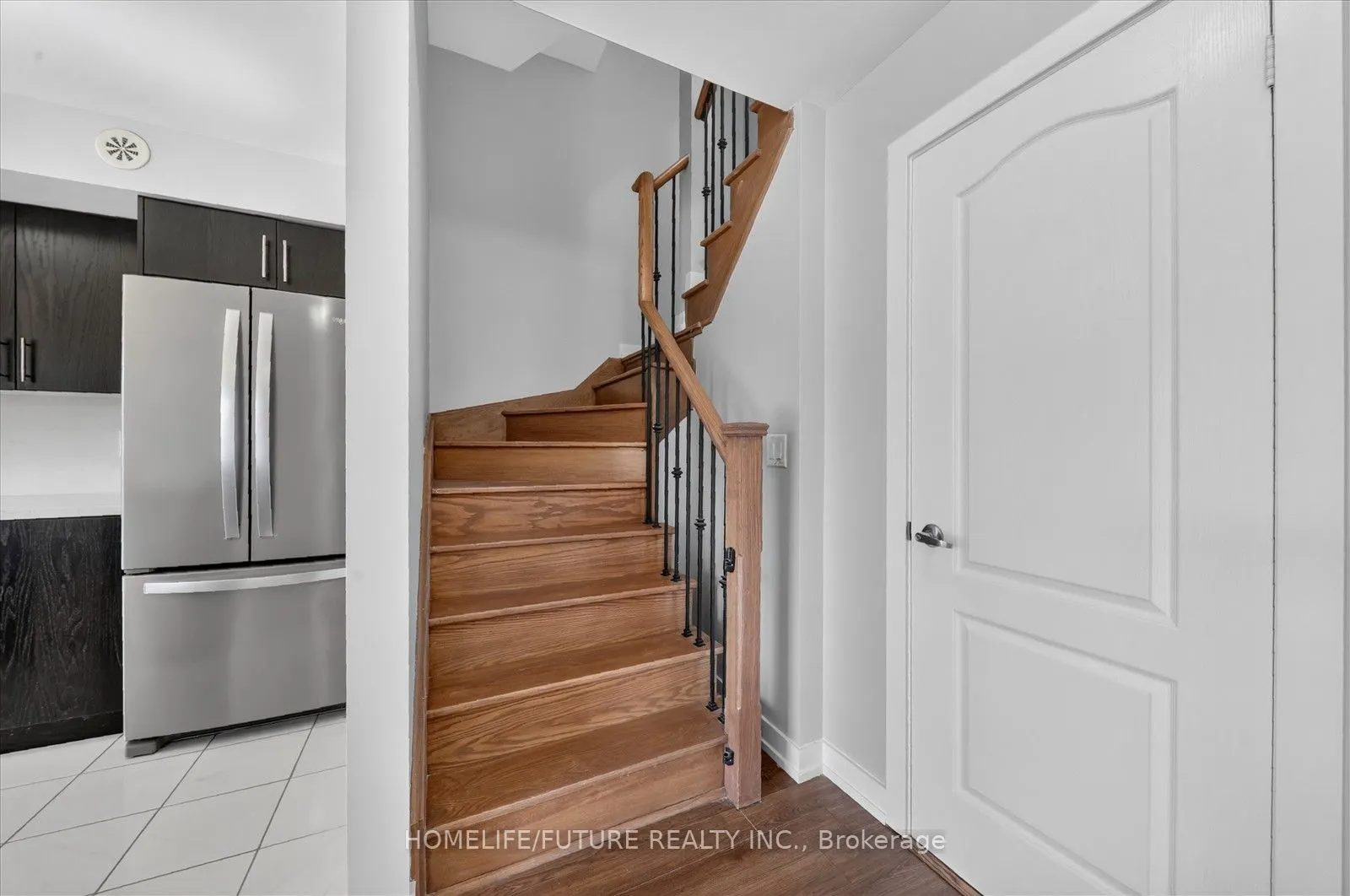 2 Blanche Lane #908