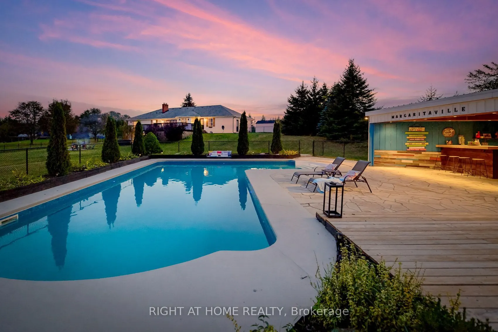 31 Uxbridge Heights Drive