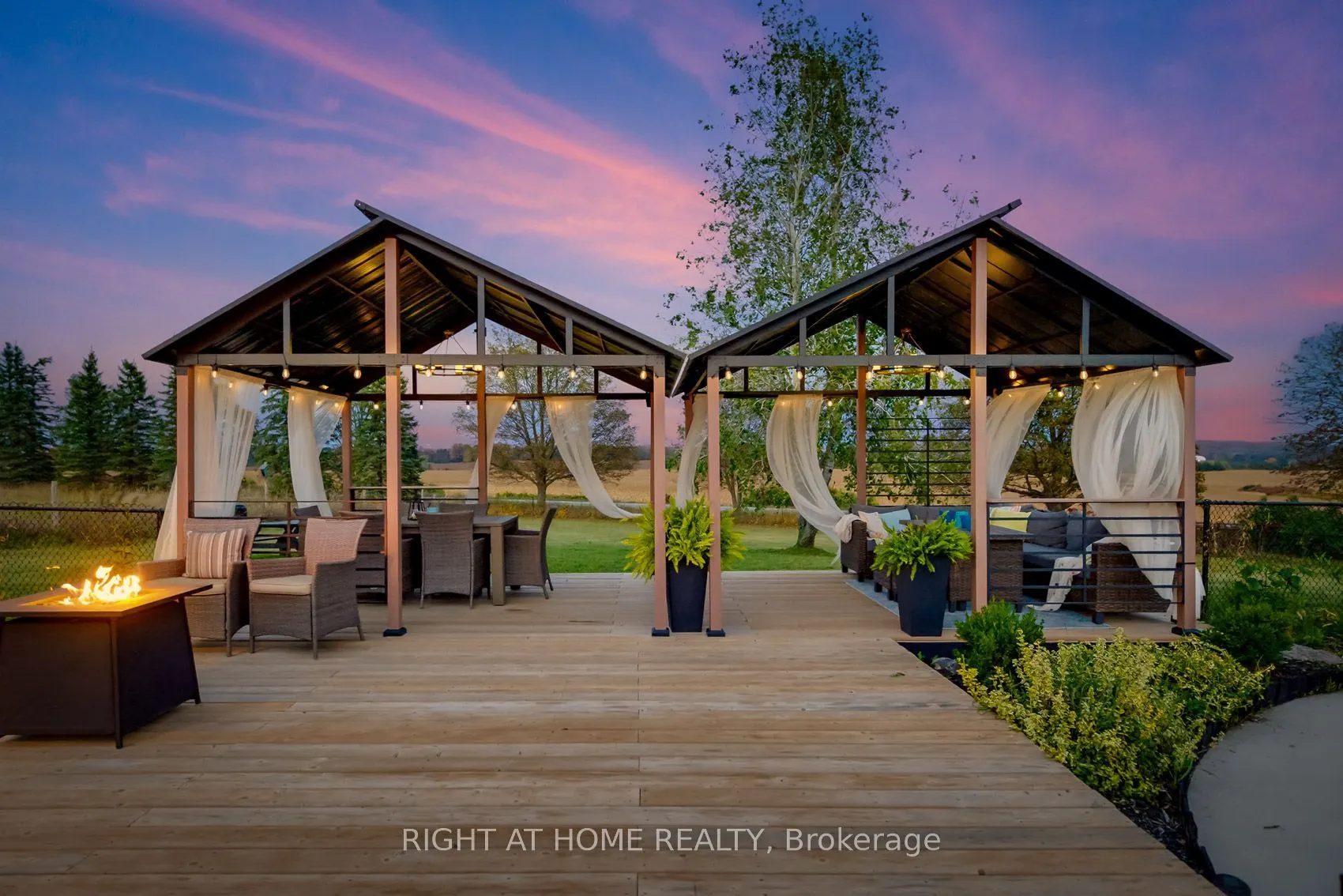31 Uxbridge Heights Drive