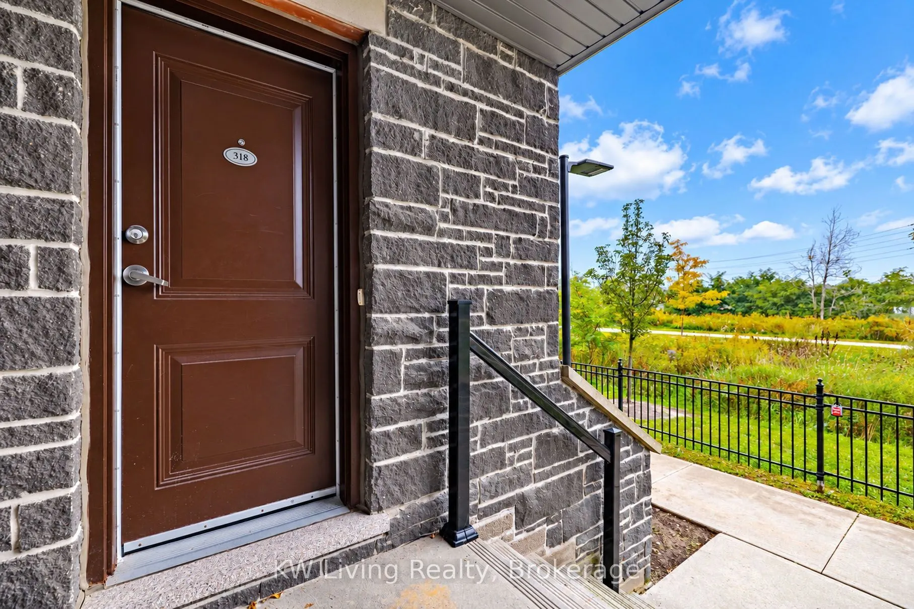 20 Dunsheath Way #318