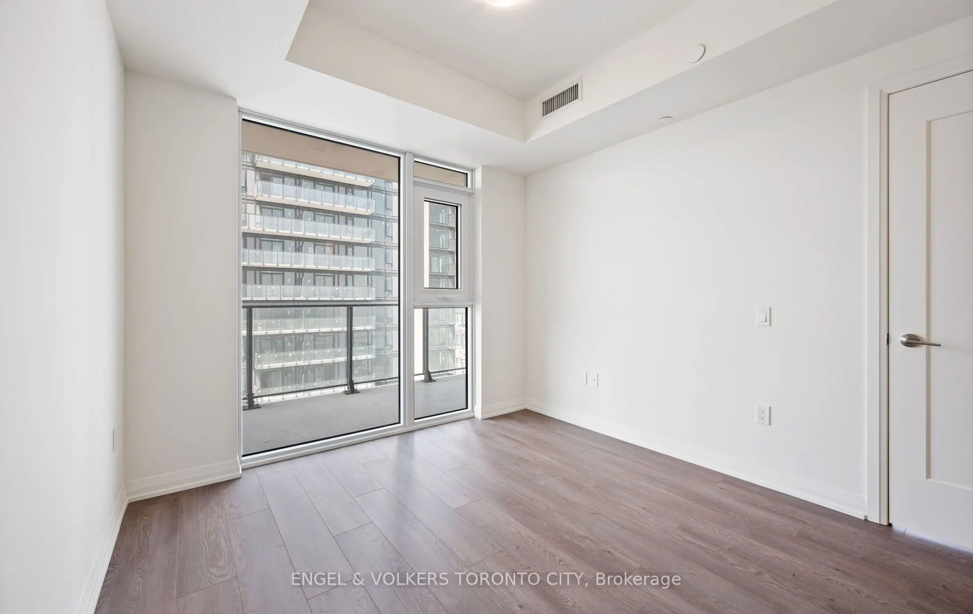 8960 Jane Street #1603