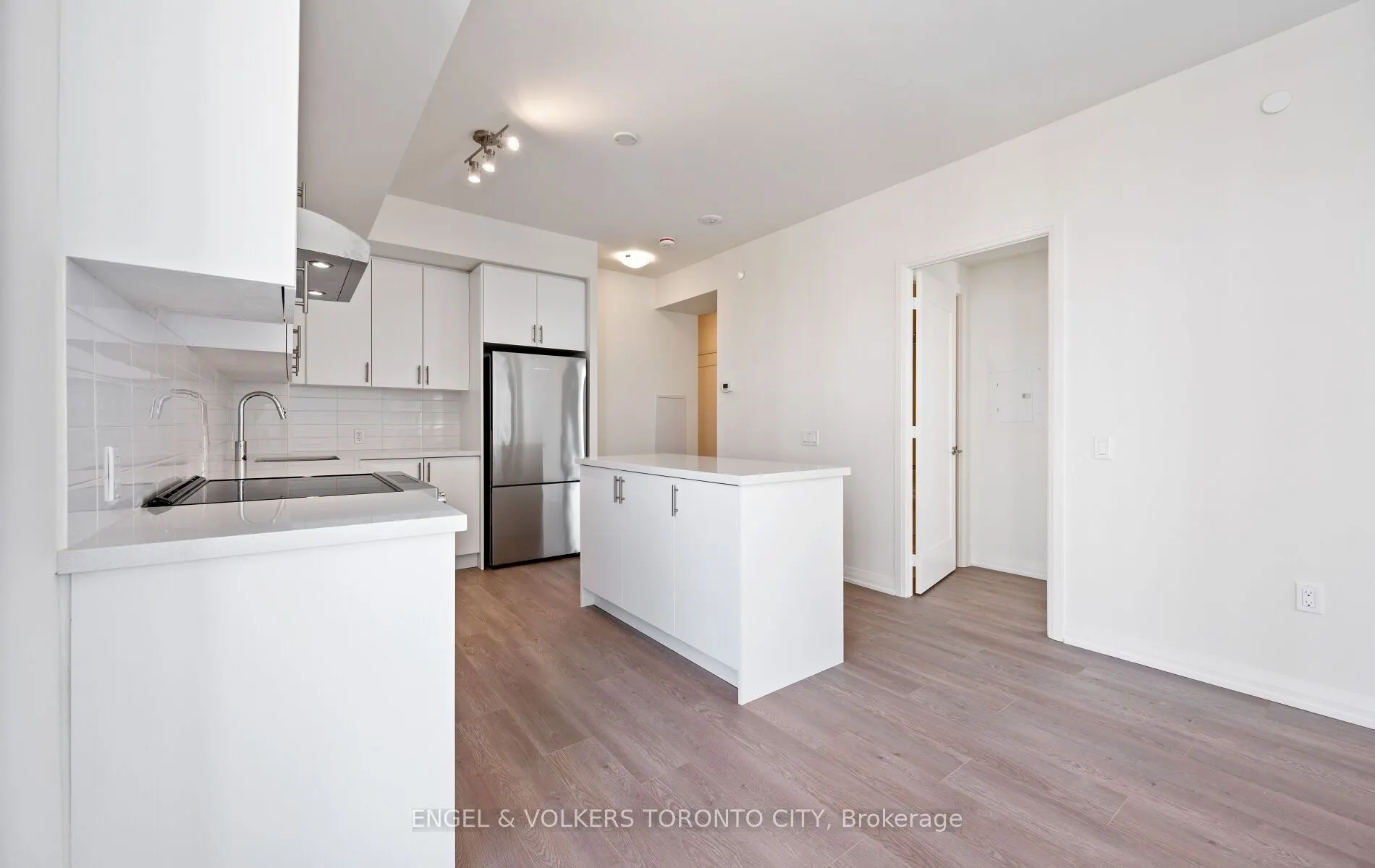 8960 Jane Street #1603