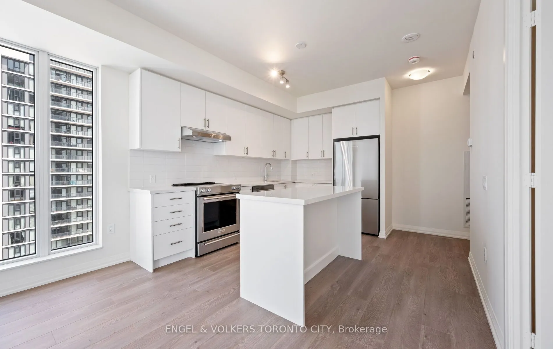 8960 Jane Street #1603