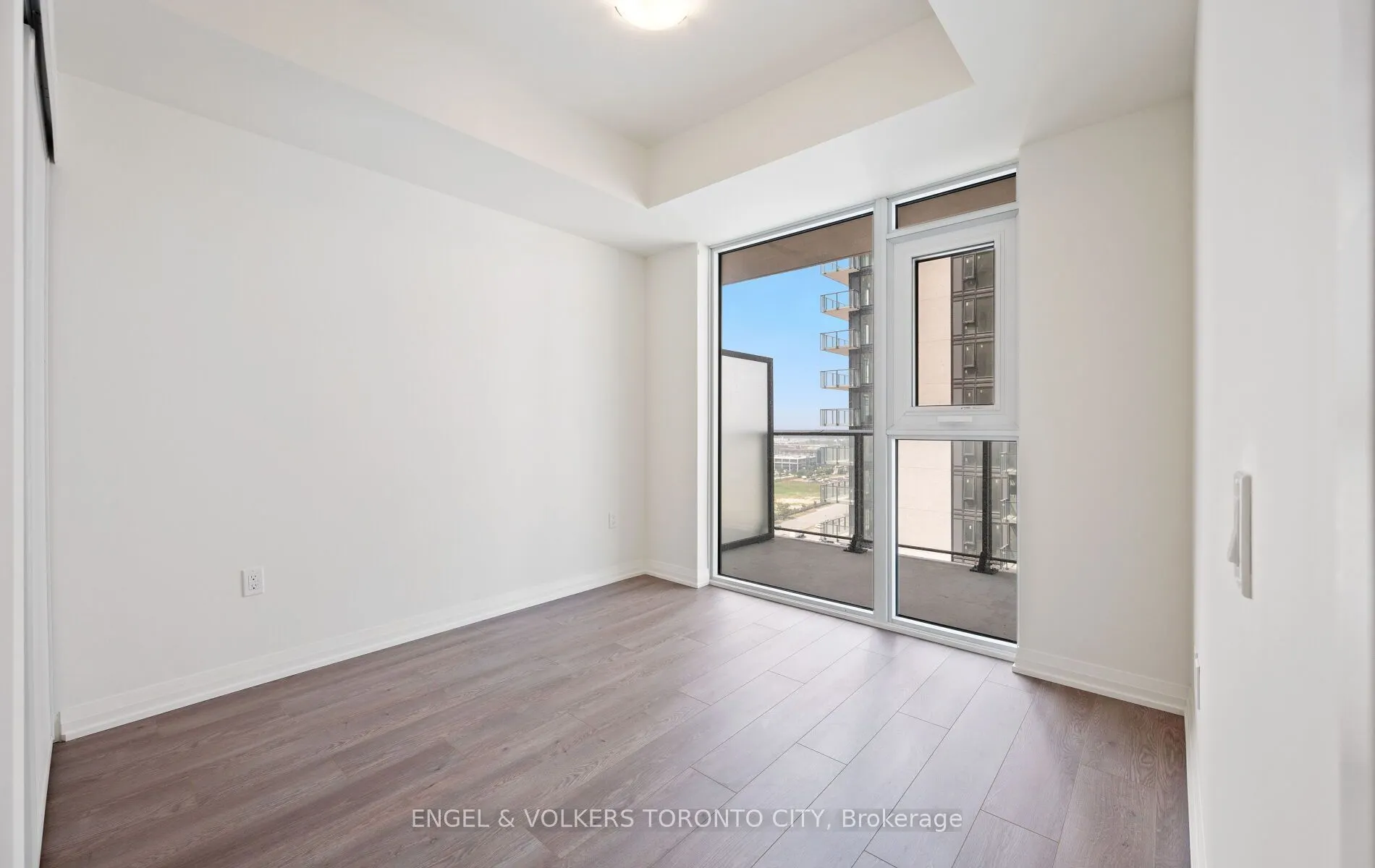 8960 Jane Street #1603