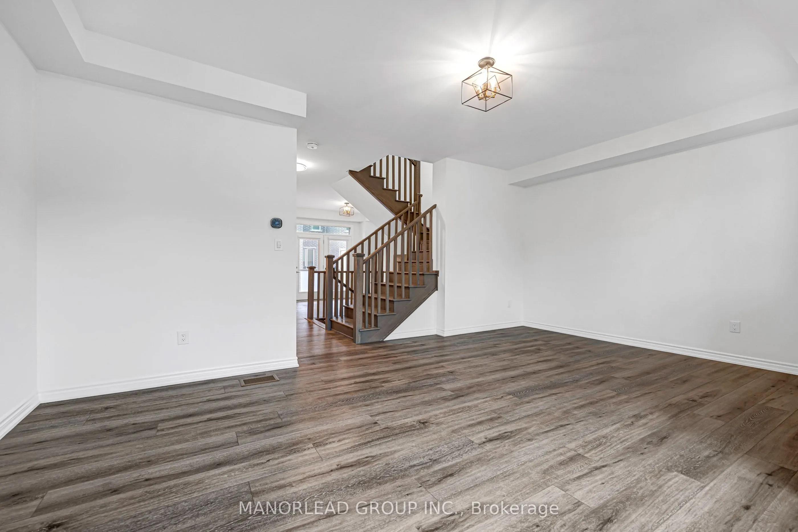 107 Thomas Frisby Jr Crescent