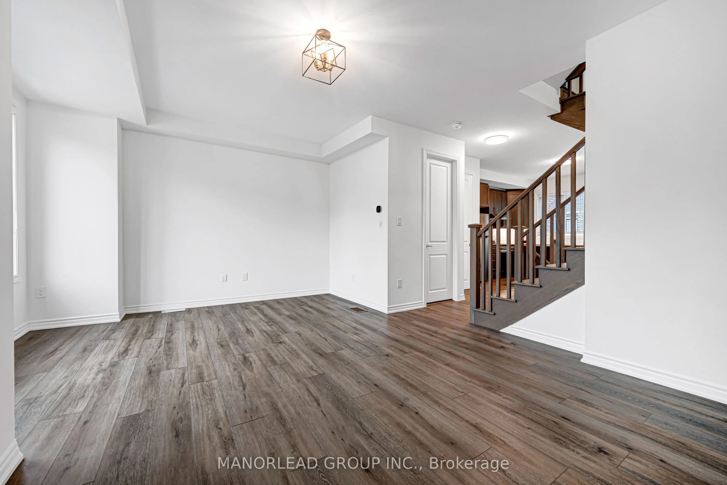 107 Thomas Frisby Jr Crescent