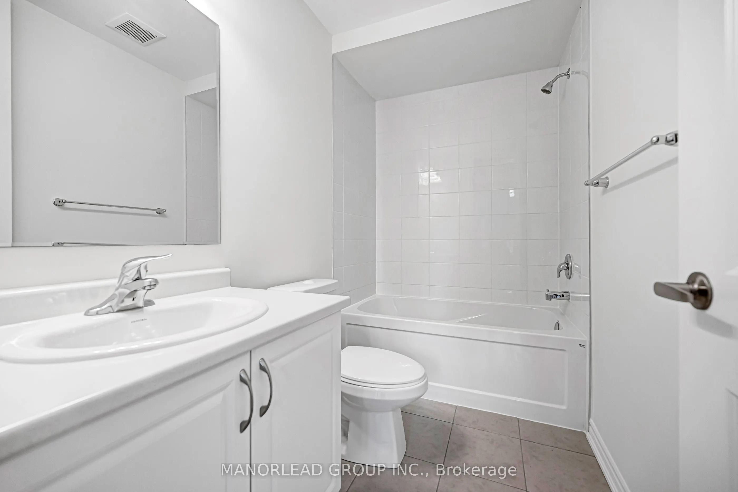 107 Thomas Frisby Jr Crescent