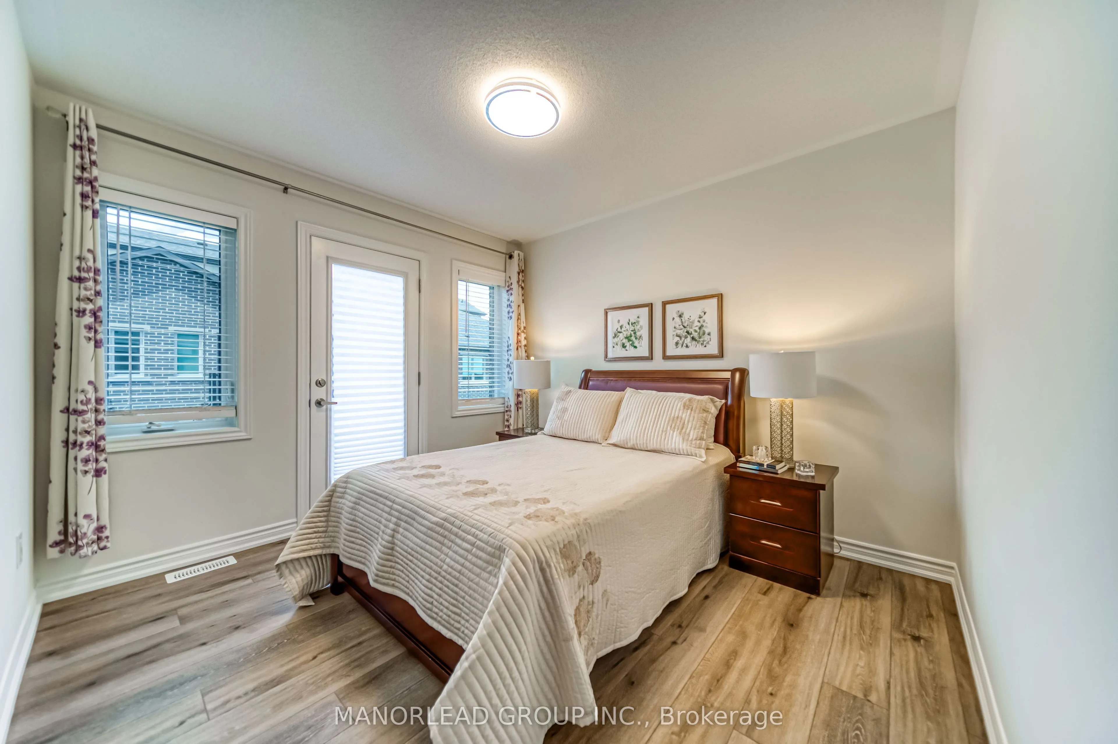 107 Thomas Frisby Jr Crescent