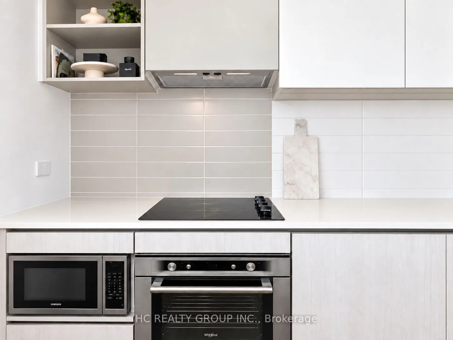1000 Portage Parkway #2103