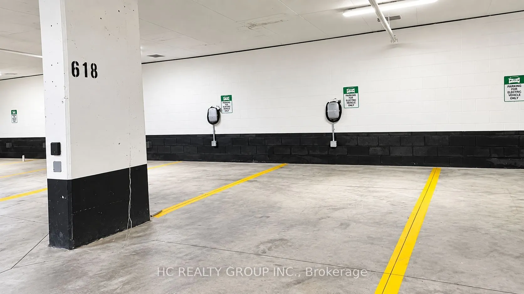 1000 Portage Parkway #2103
