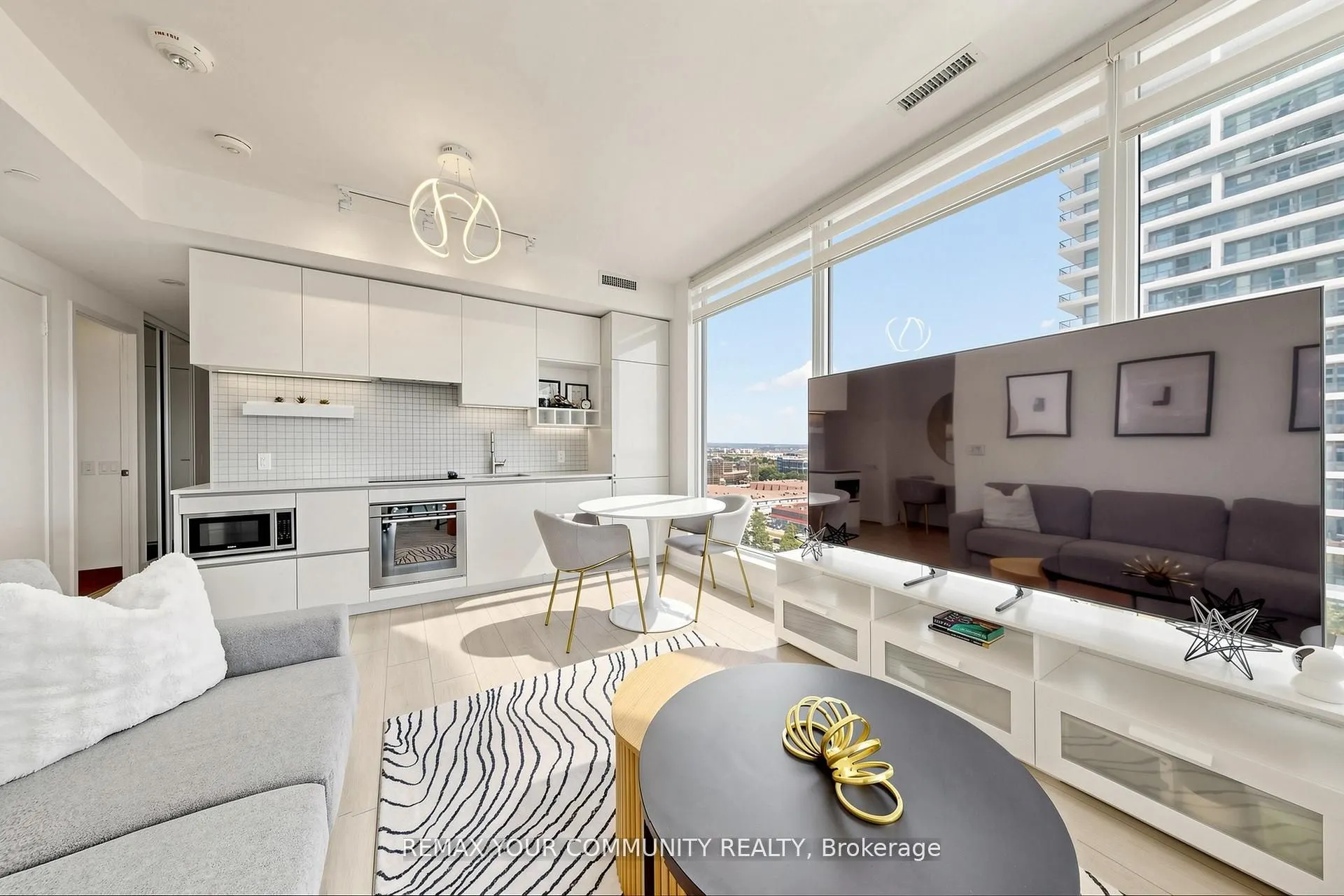 898 Portage Parkway #1503