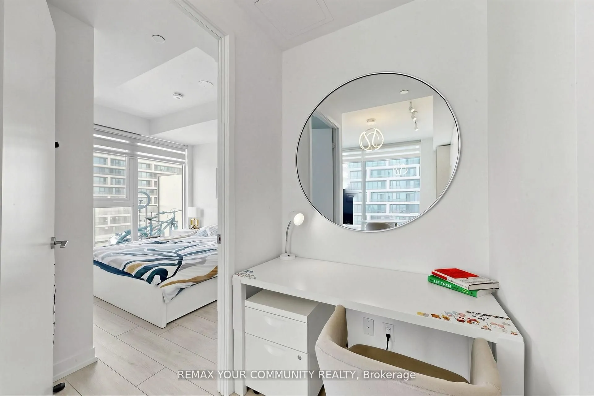 898 Portage Parkway #1503