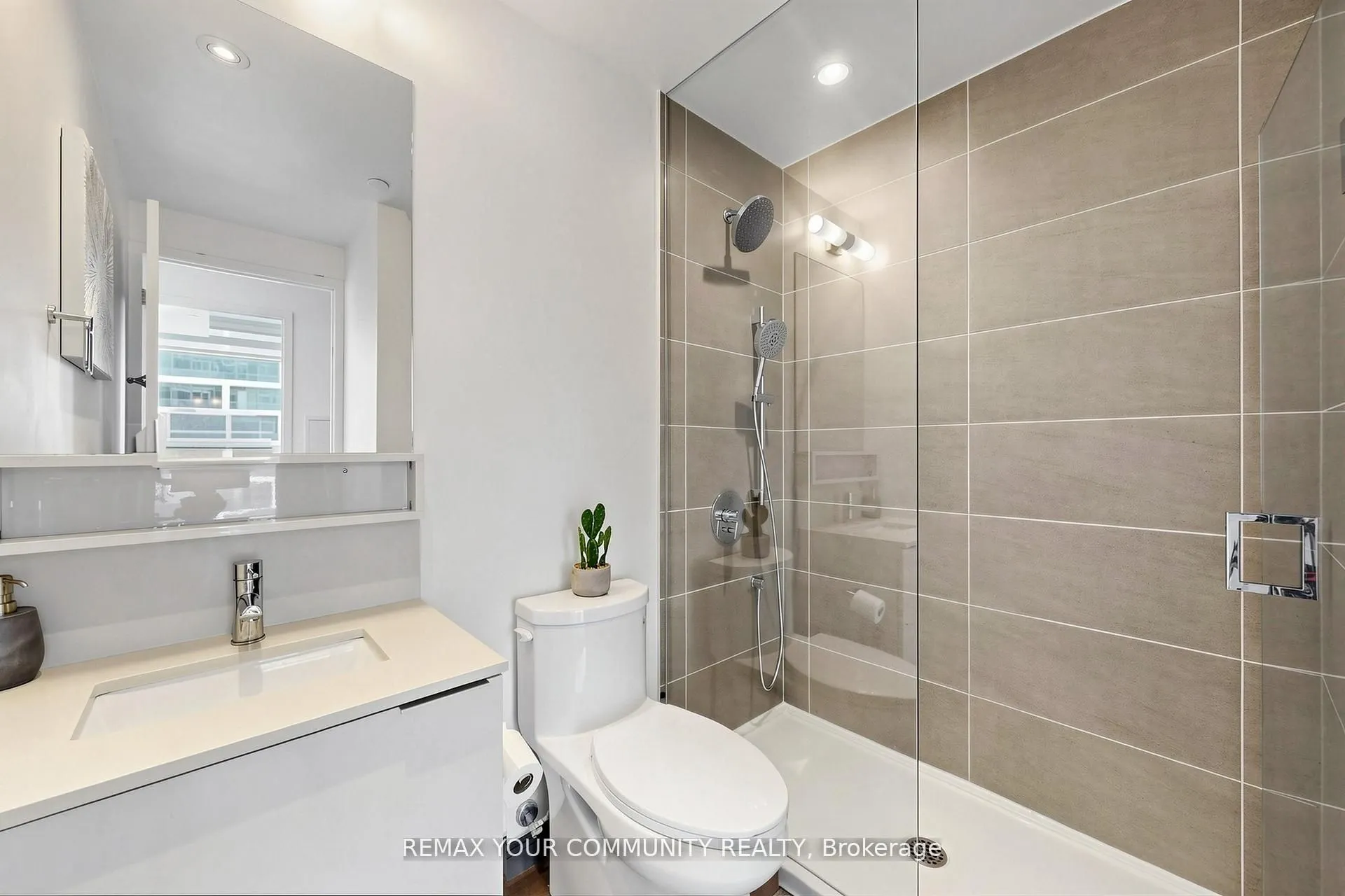898 Portage Parkway #1503