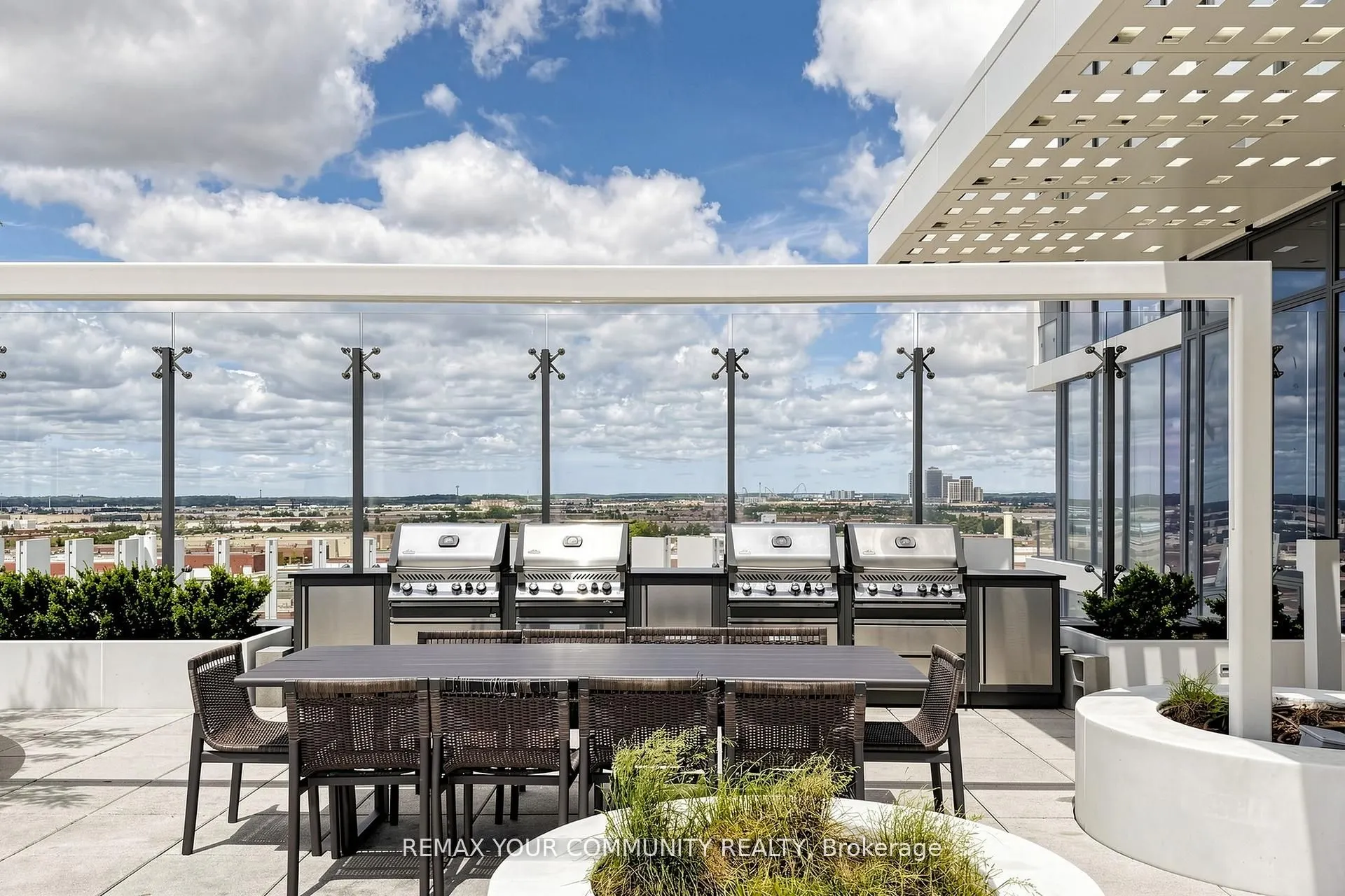 898 Portage Parkway #1503