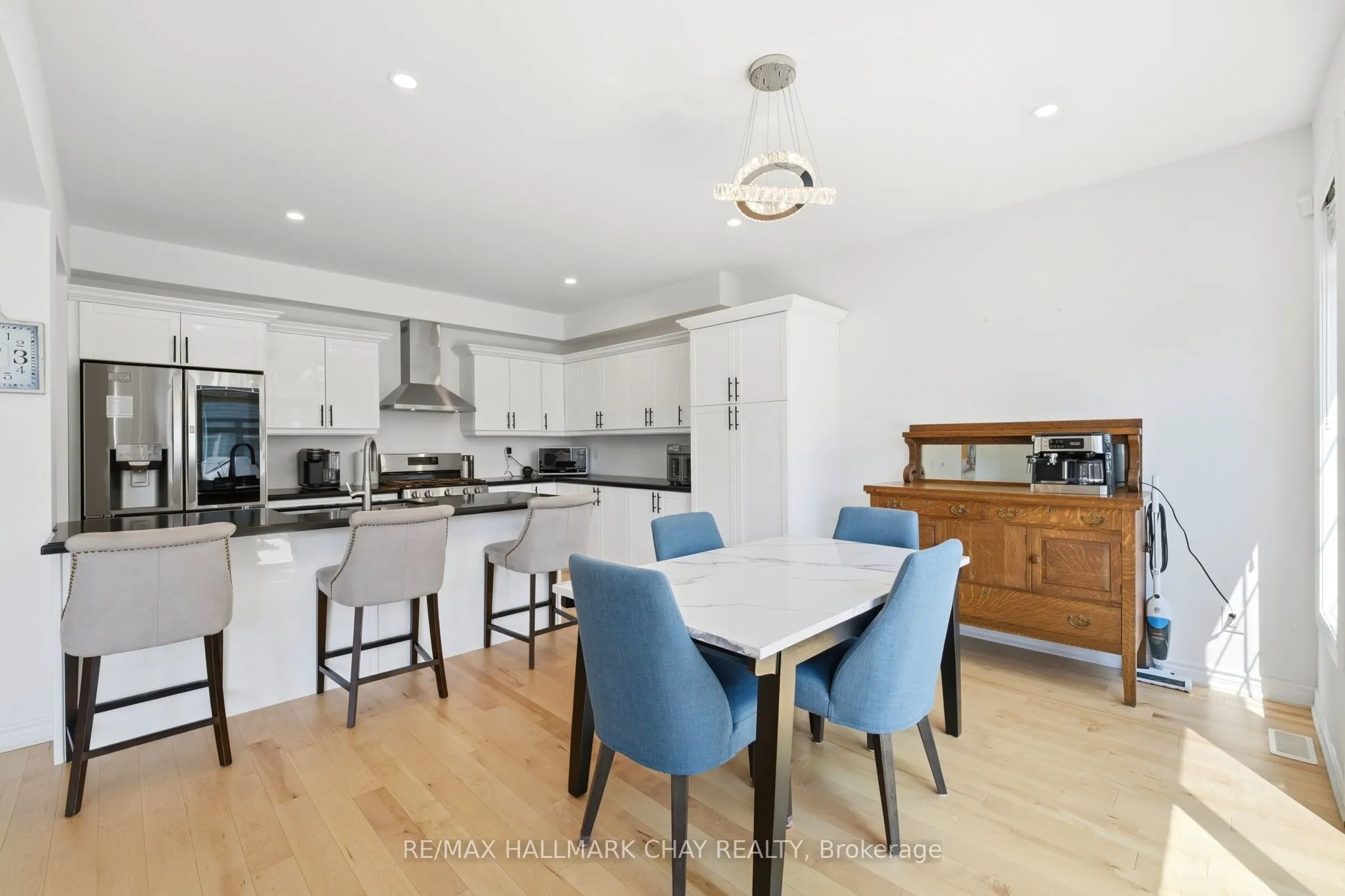 113 Strachan Trail
