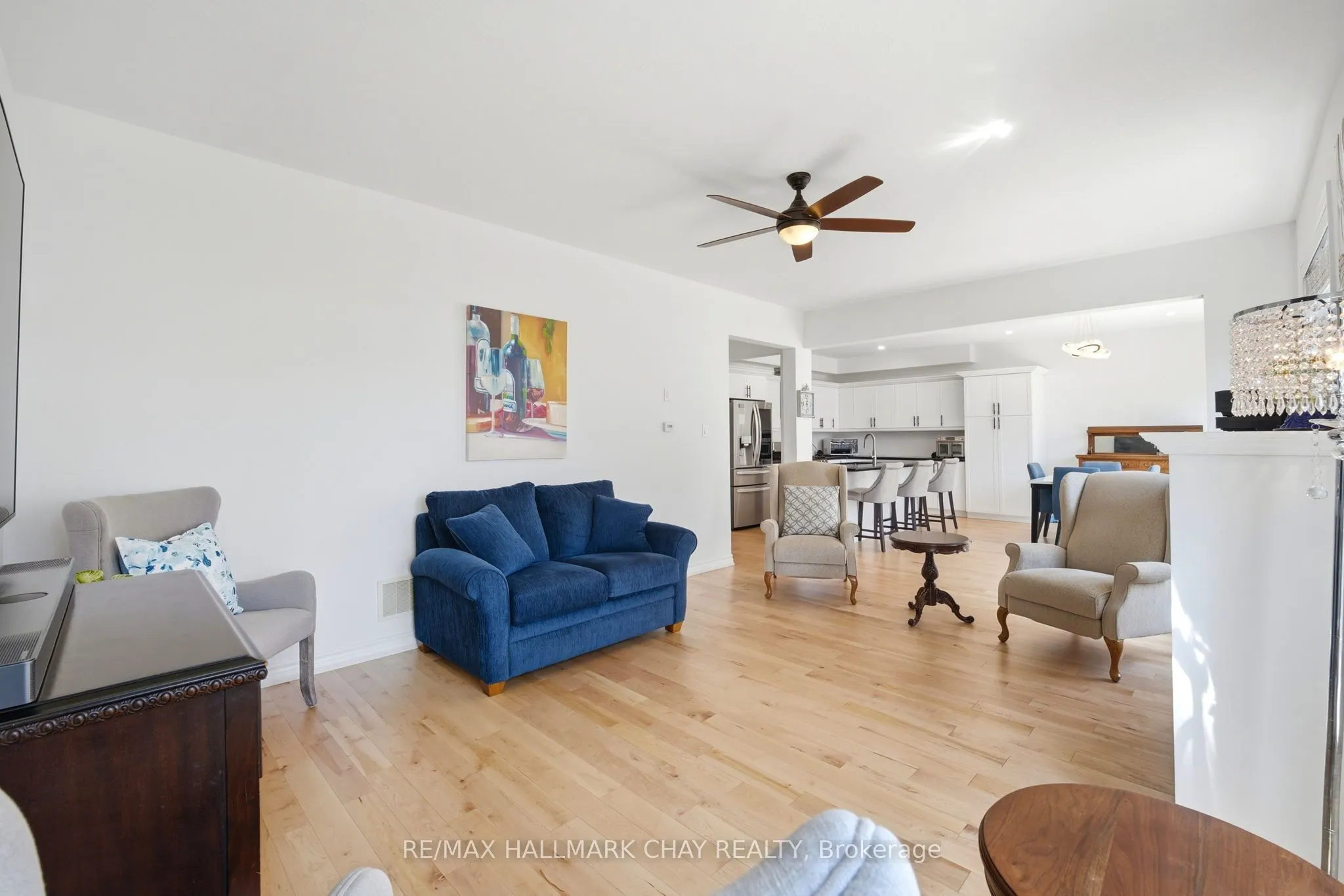 113 Strachan Trail