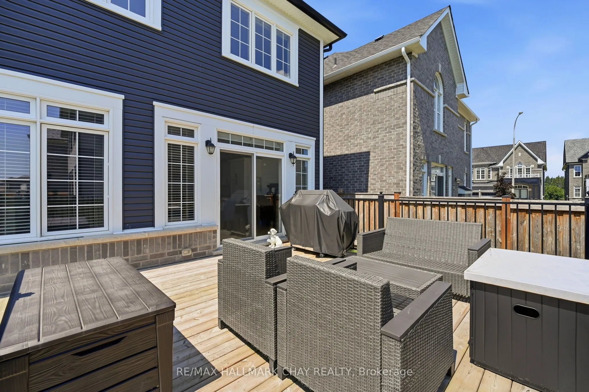113 Strachan Trail