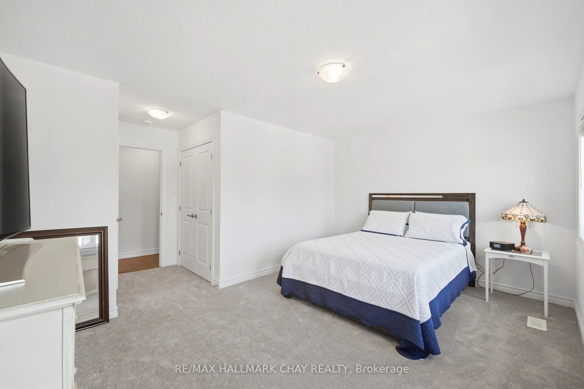 113 Strachan Trail