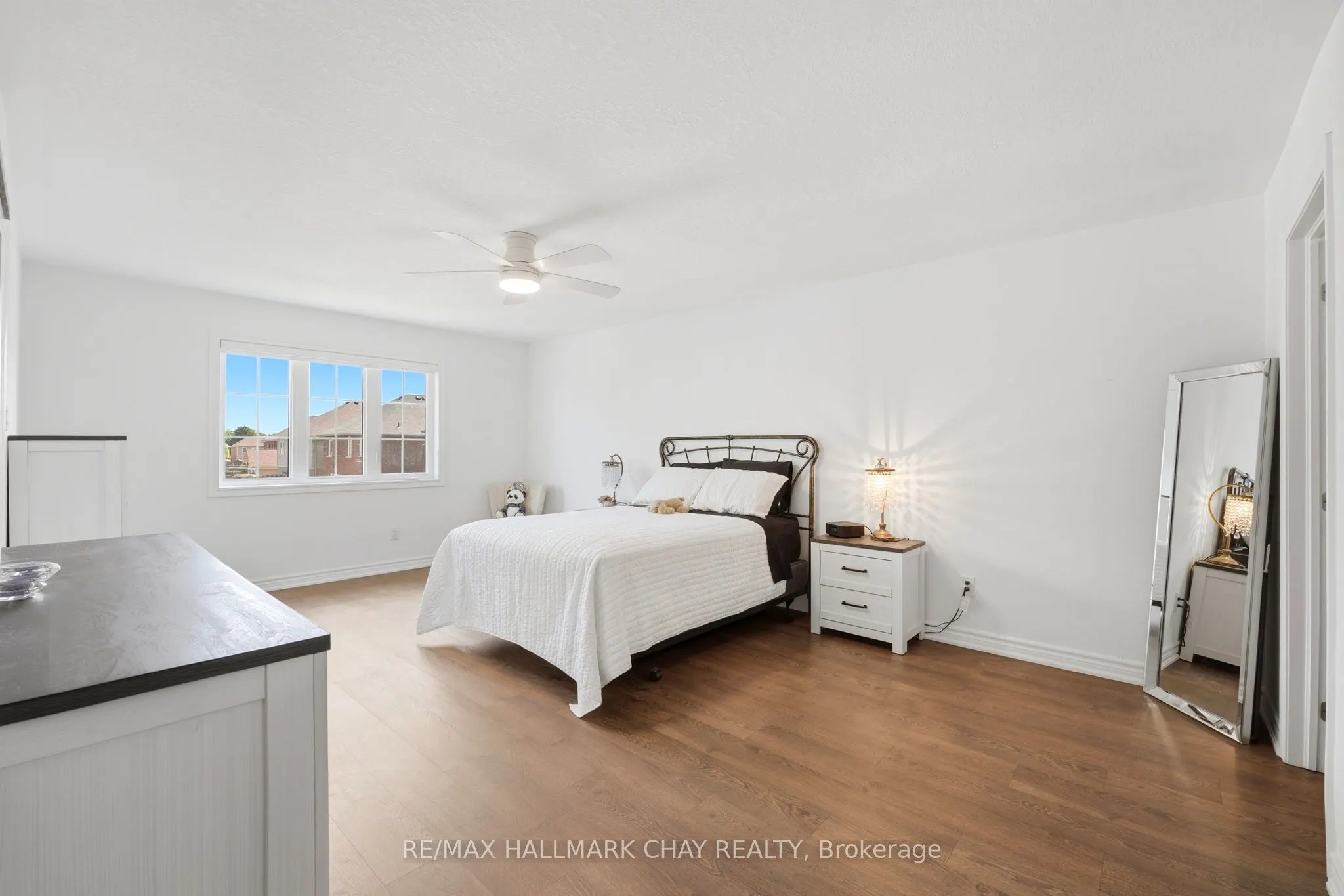 113 Strachan Trail