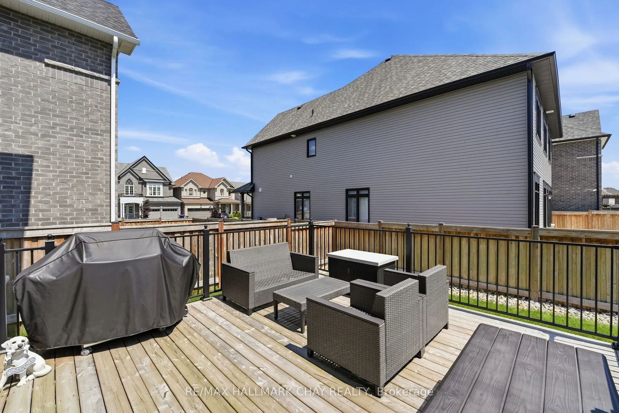 113 Strachan Trail