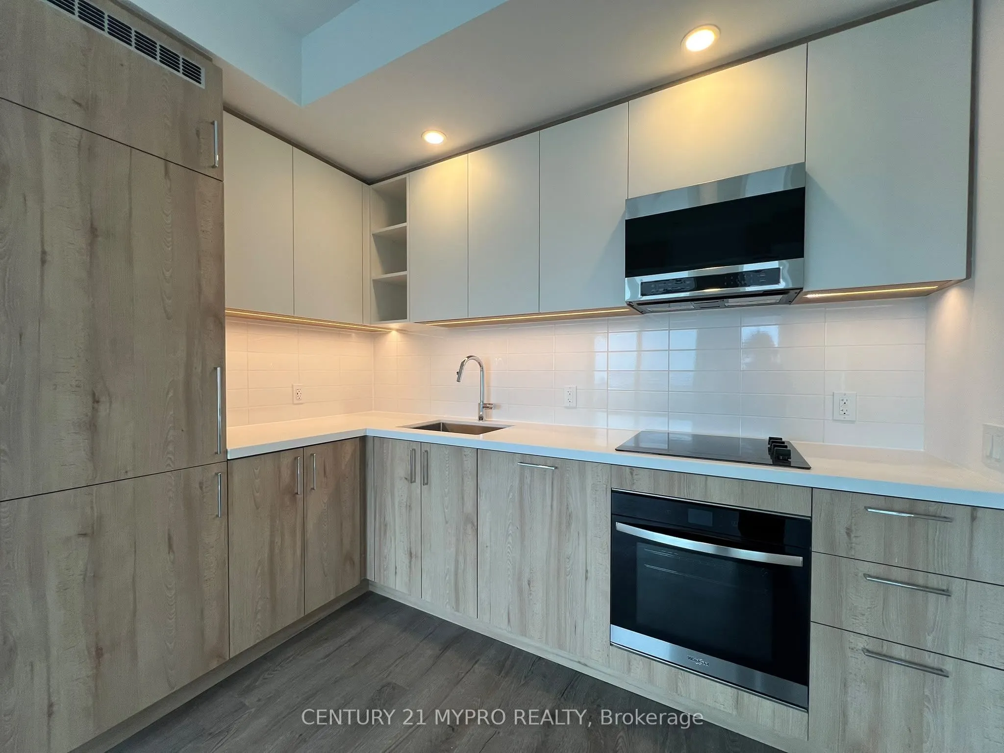 21 Meadowdale Road #2202