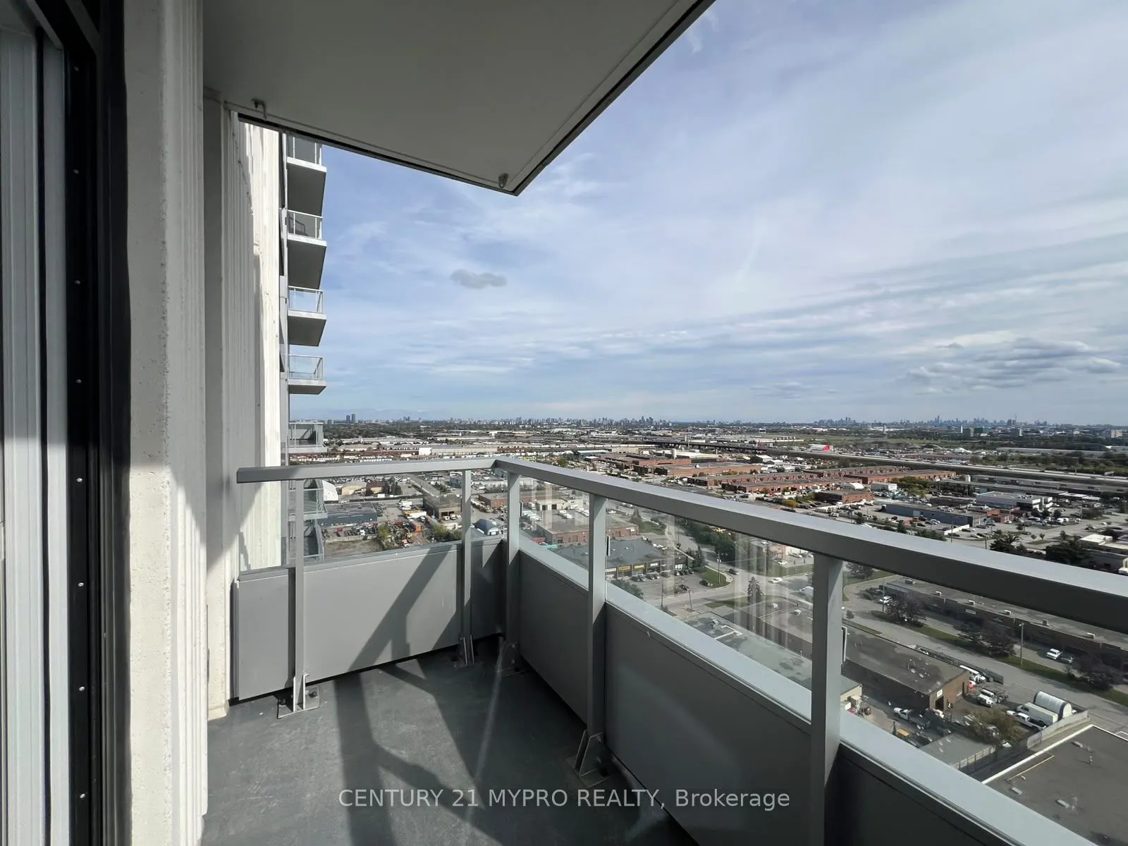21 Meadowdale Road #2202